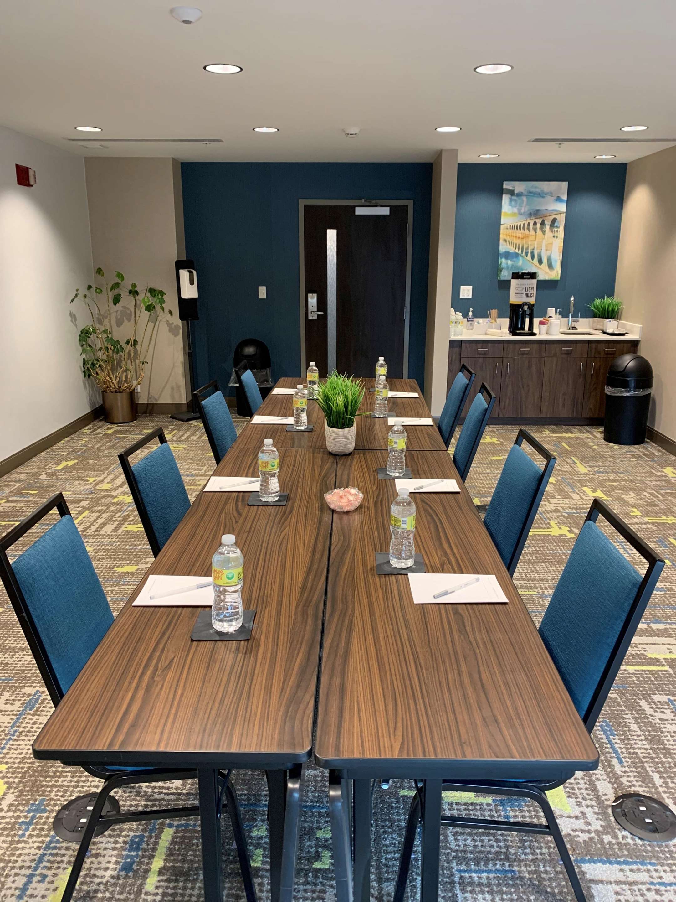 Meeting Room | Hampton Inn Harrisburg-East (Hershey Area)