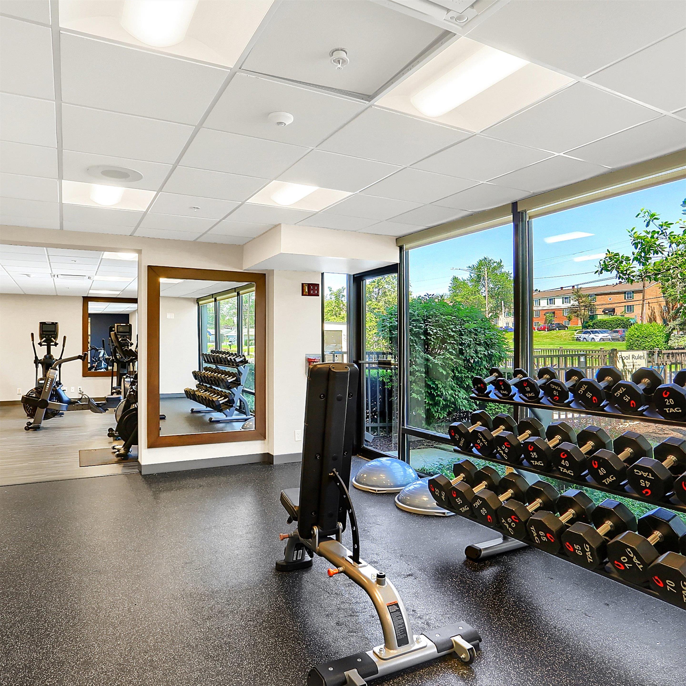 Health club fitness center gym | Hampton Inn Harrisburg-East (Hershey Area)