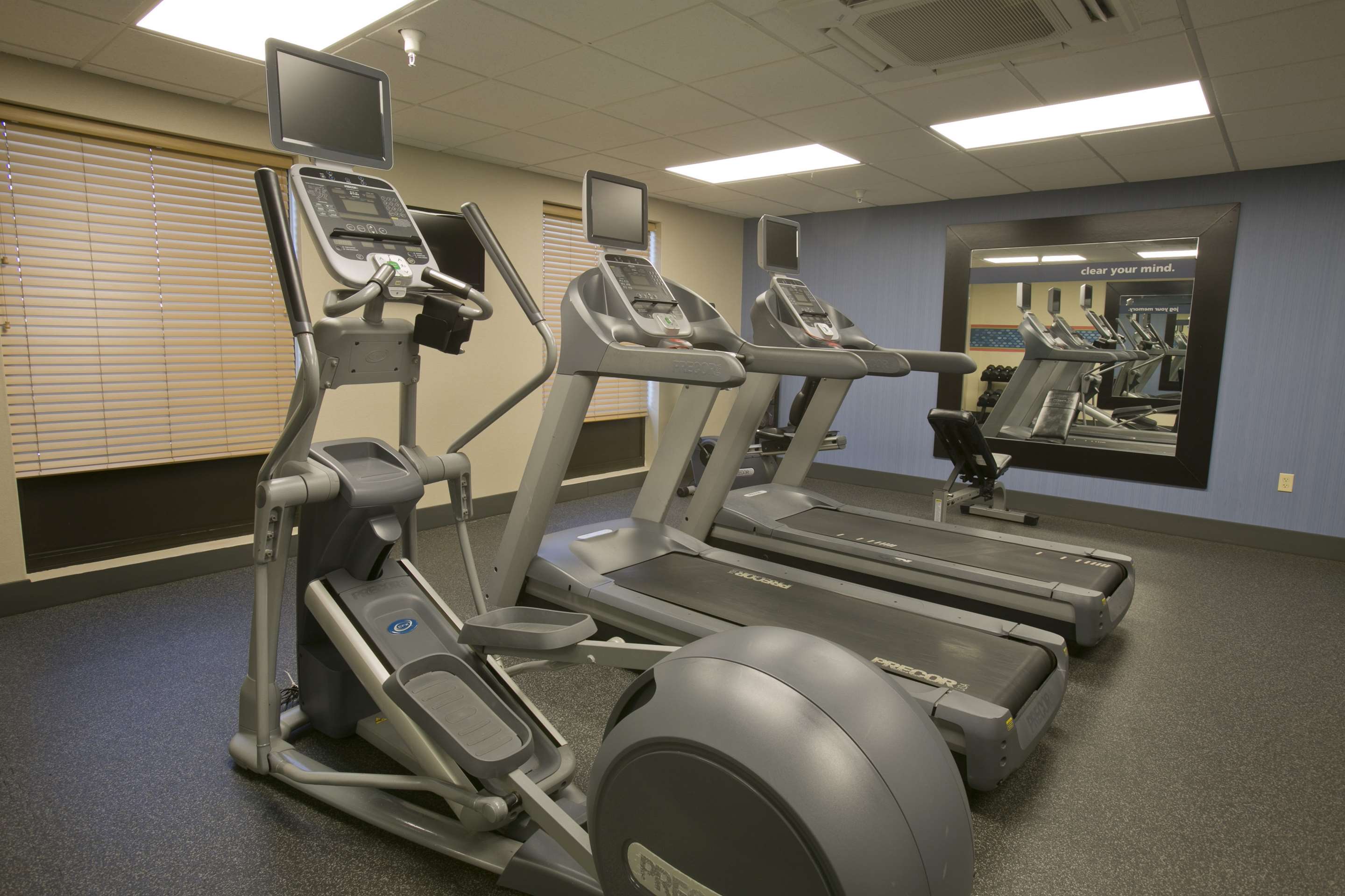 Health club fitness center gym | Hampton Inn & Suites Wiggins