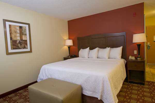  - Hampton Inn & Suites Wiggins