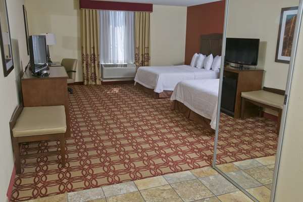  - Hampton Inn & Suites Wiggins