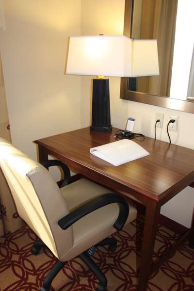  - Hampton Inn & Suites Wiggins