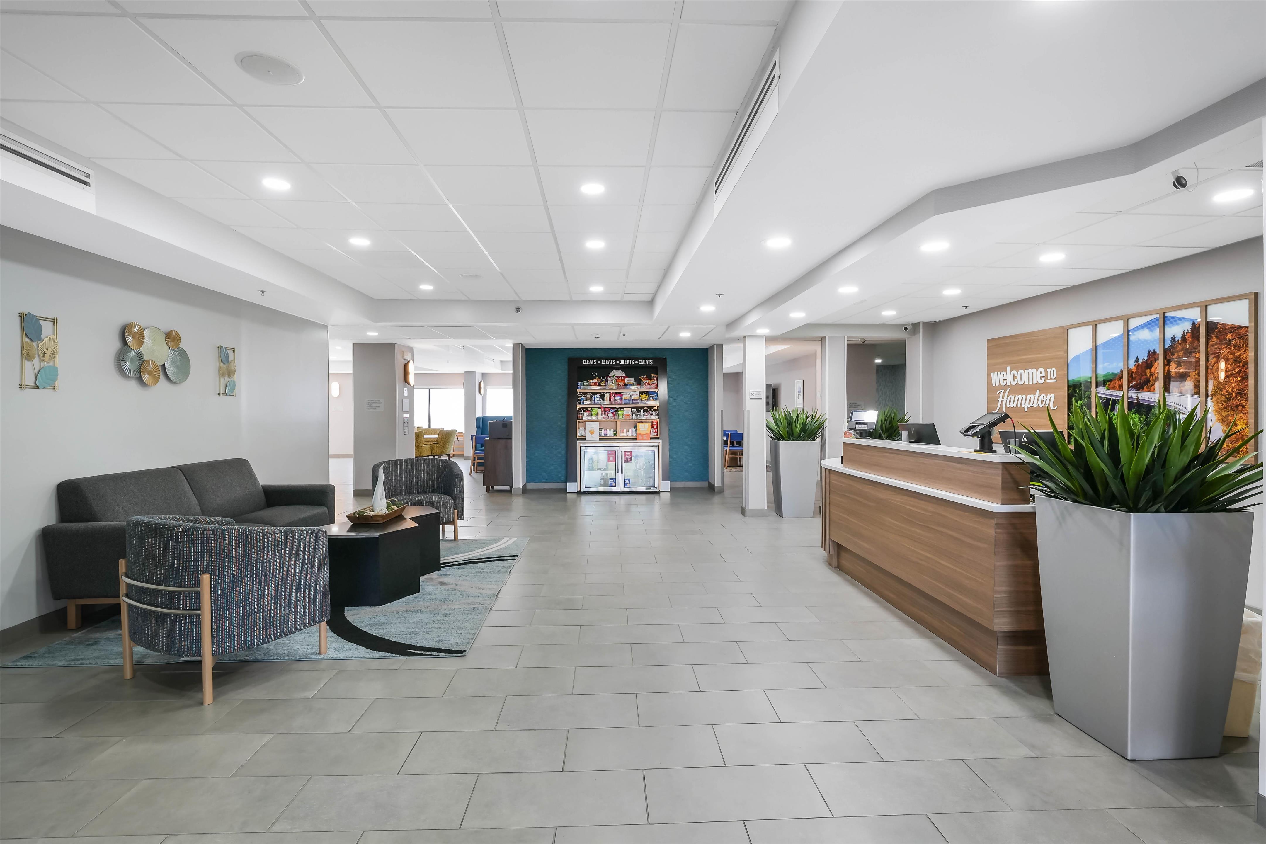 Reception | Hampton Inn Henderson