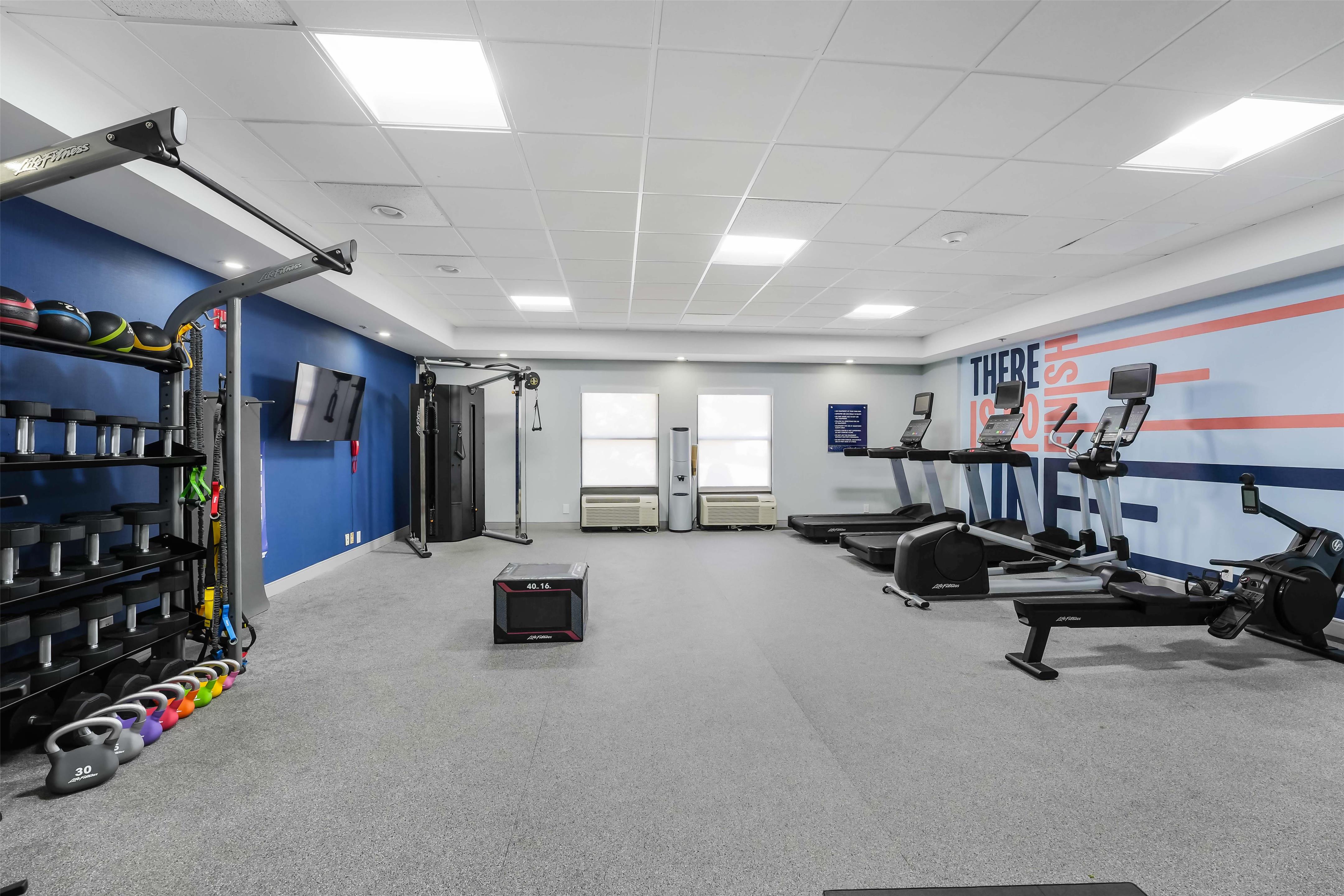Health club fitness center gym | Hampton Inn Henderson