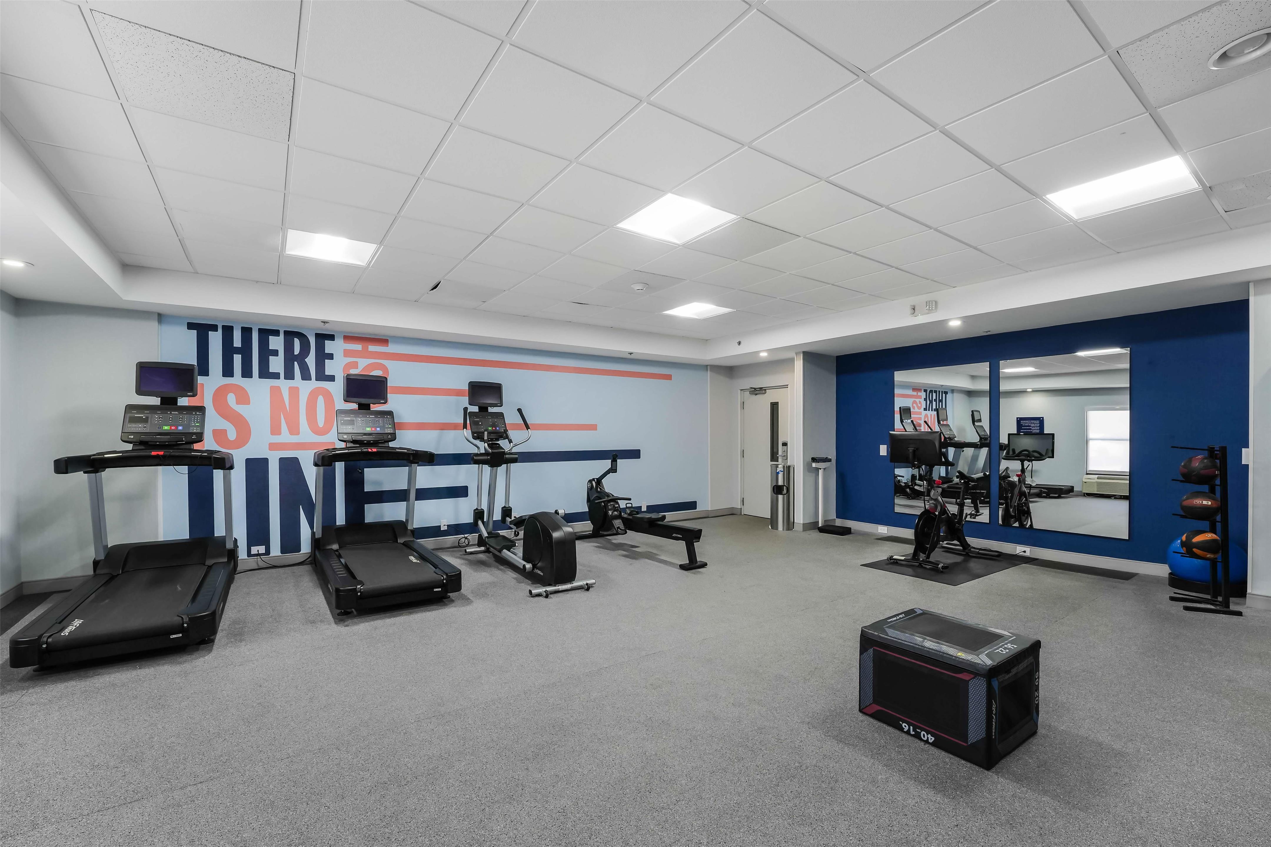 Health club fitness center gym | Hampton Inn Henderson
