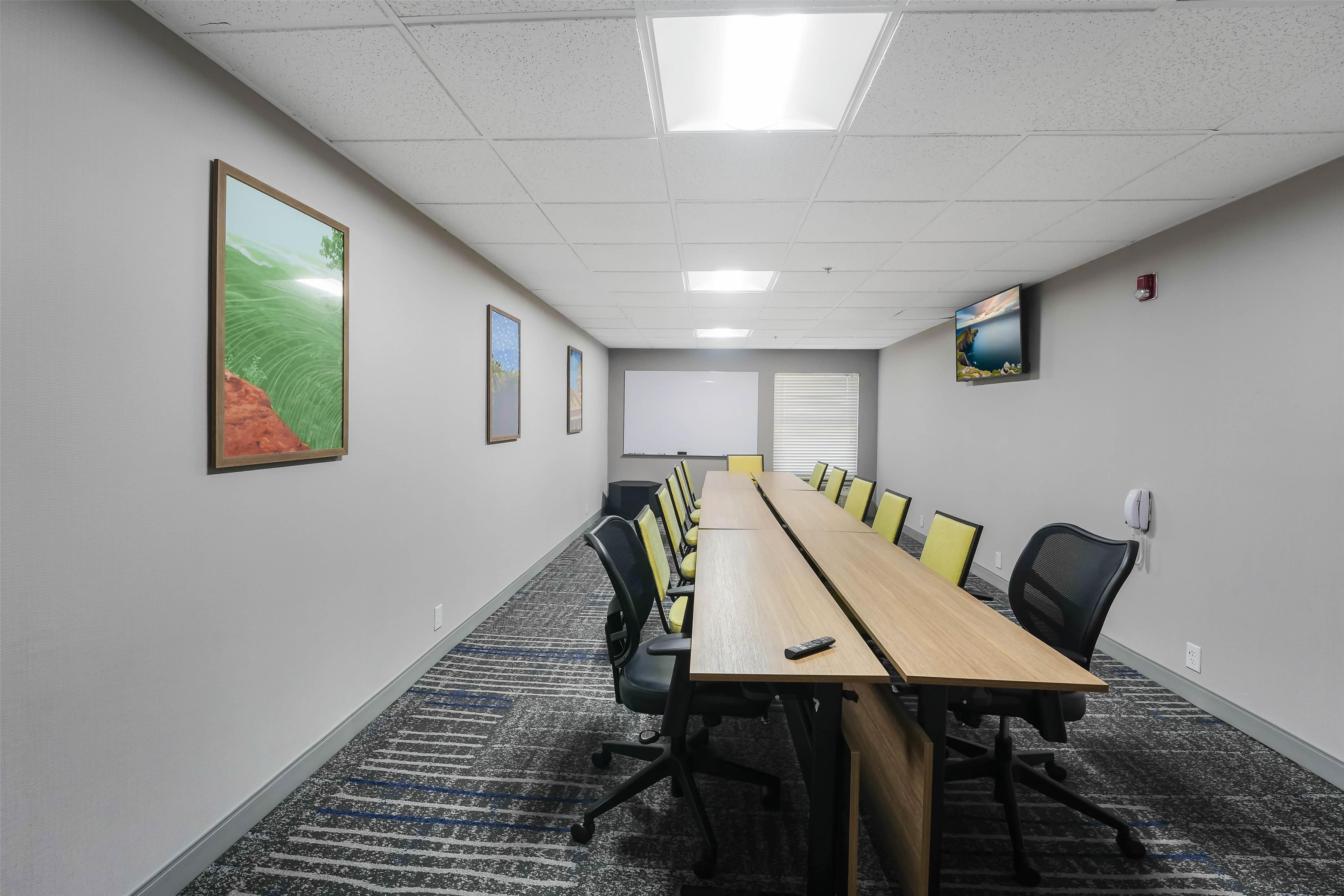 Meeting Room | Hampton Inn Henderson
