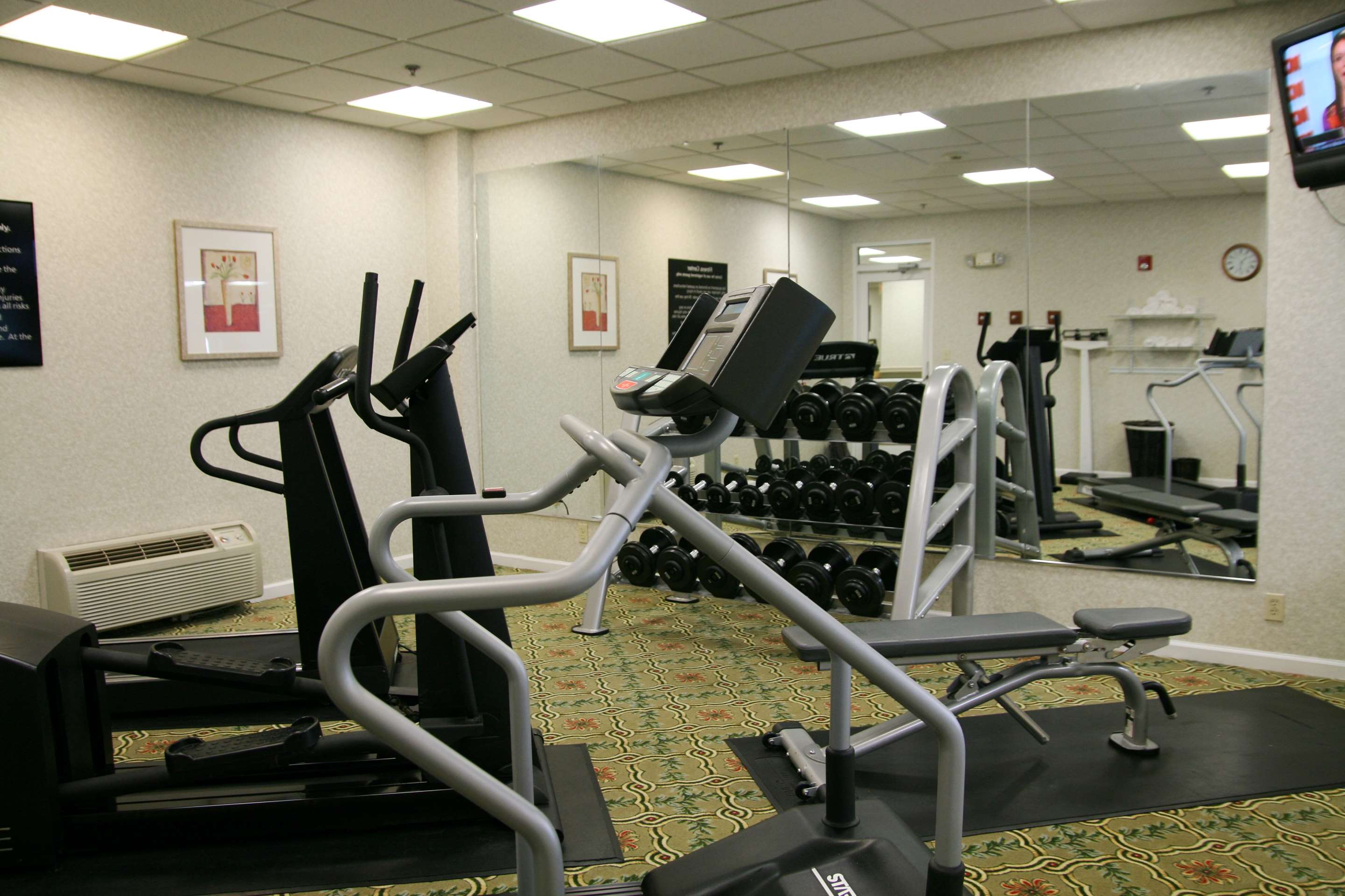 Health club fitness center gym | Hampton Inn & Suites Hershey