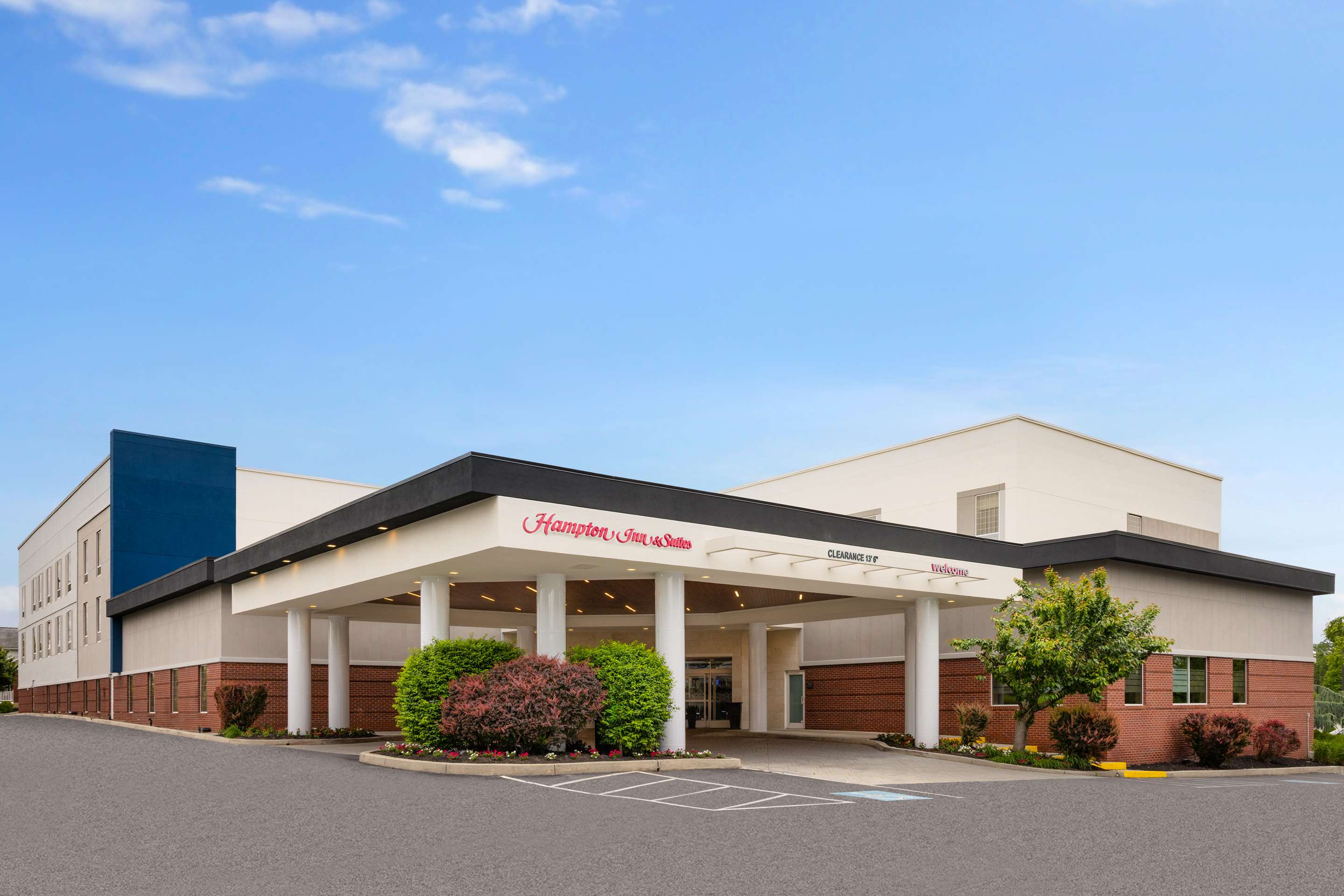 Exterior | Hampton Inn & Suites Hershey