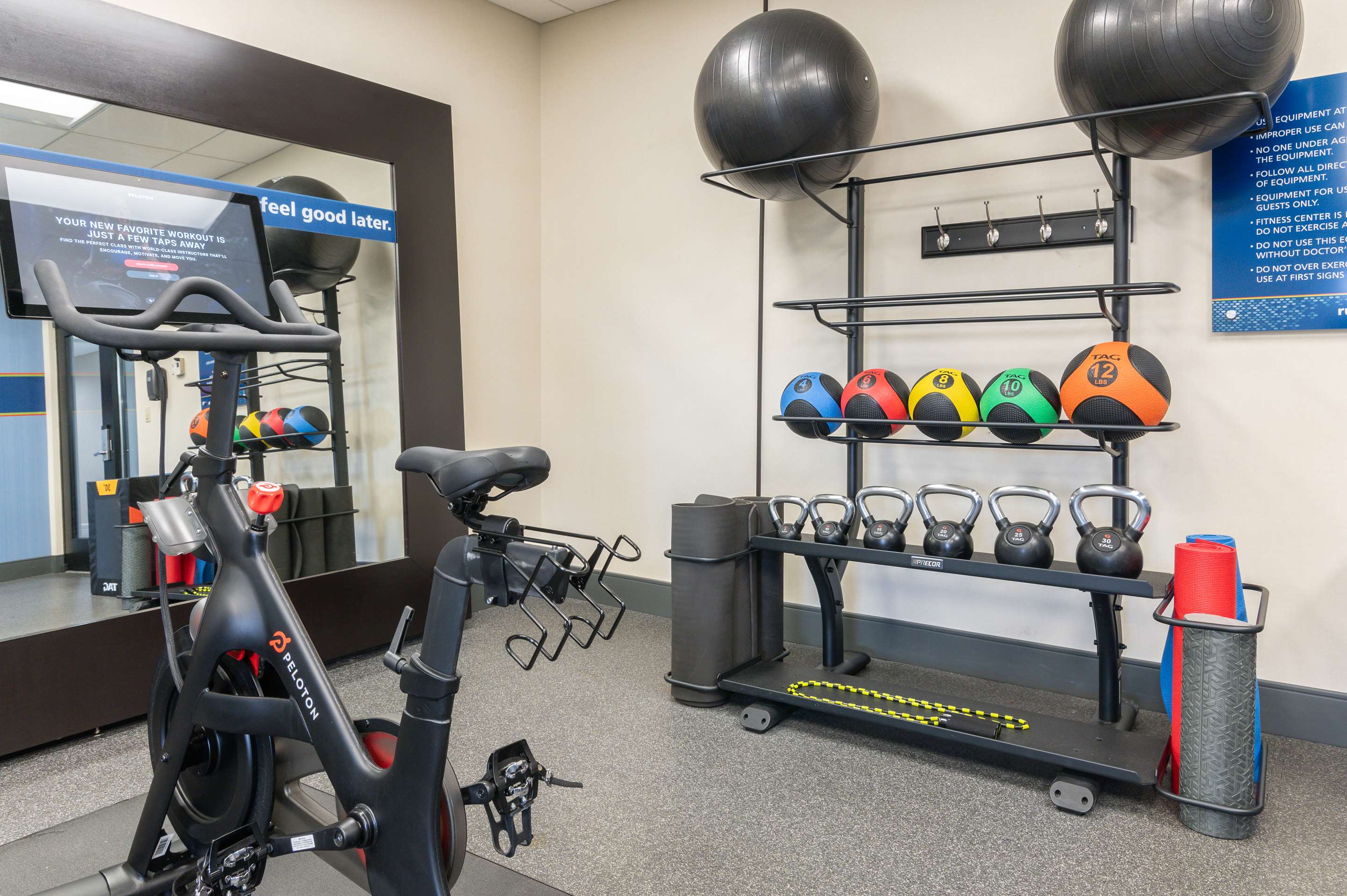 Health club fitness center gym | Hampton Inn & Suites Hartford-Manchester