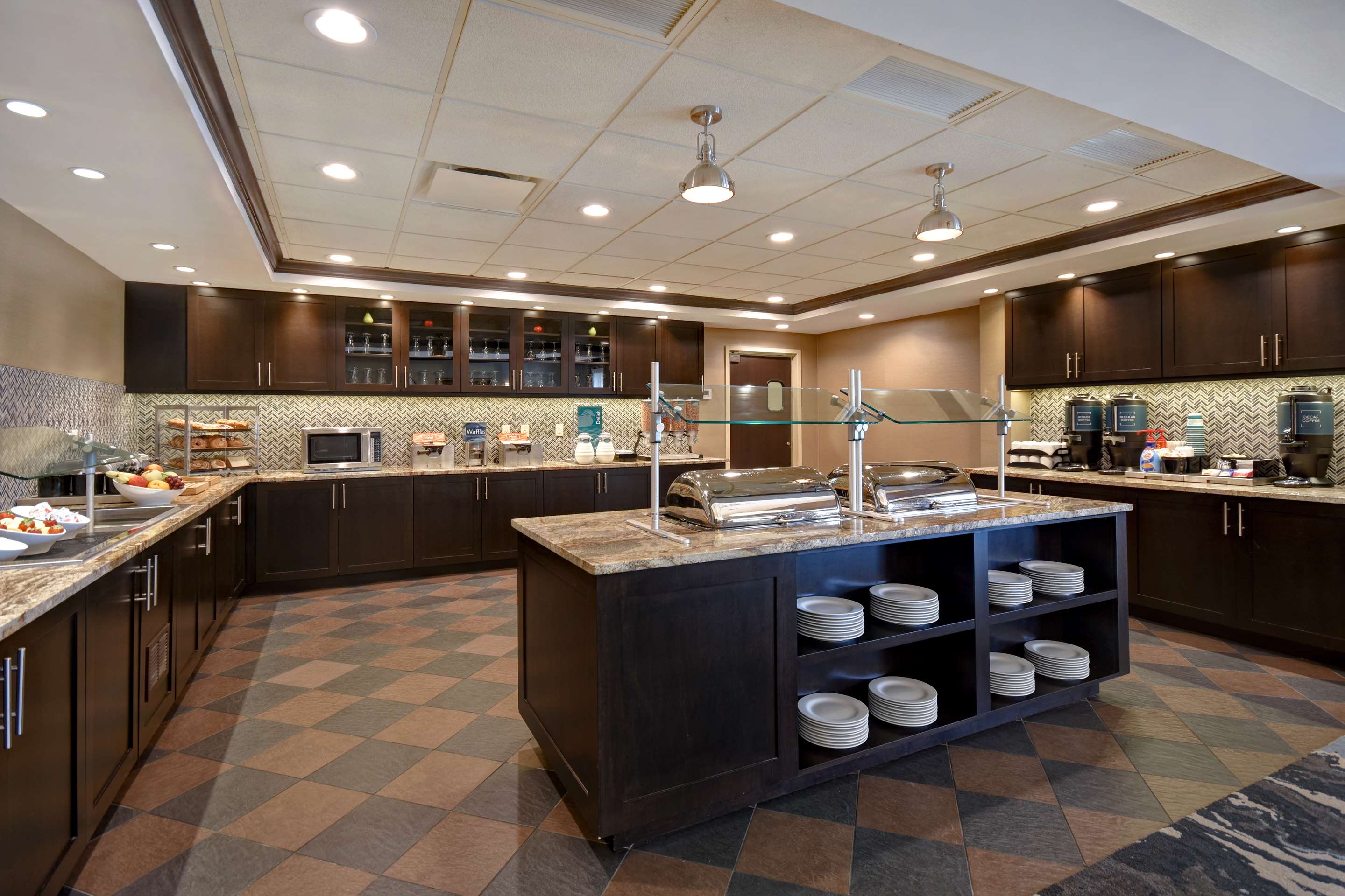 Breakfast Area | Homewood Suites by Hilton Southington, CT