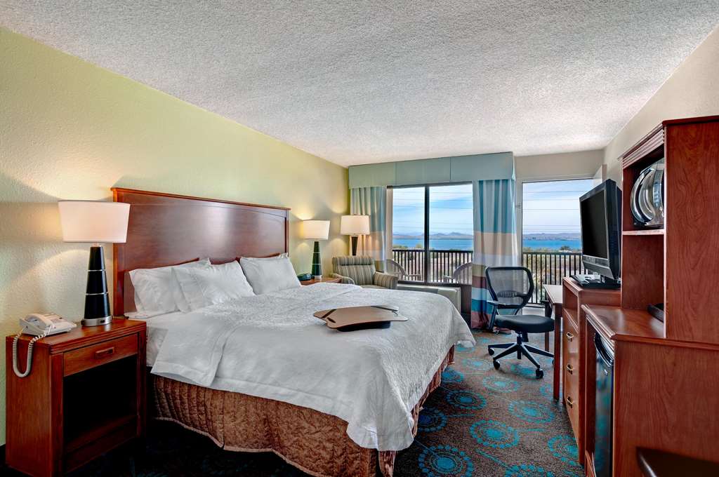 Hampton Inn by Hilton Lake Havasu City - Tap to explore photos
