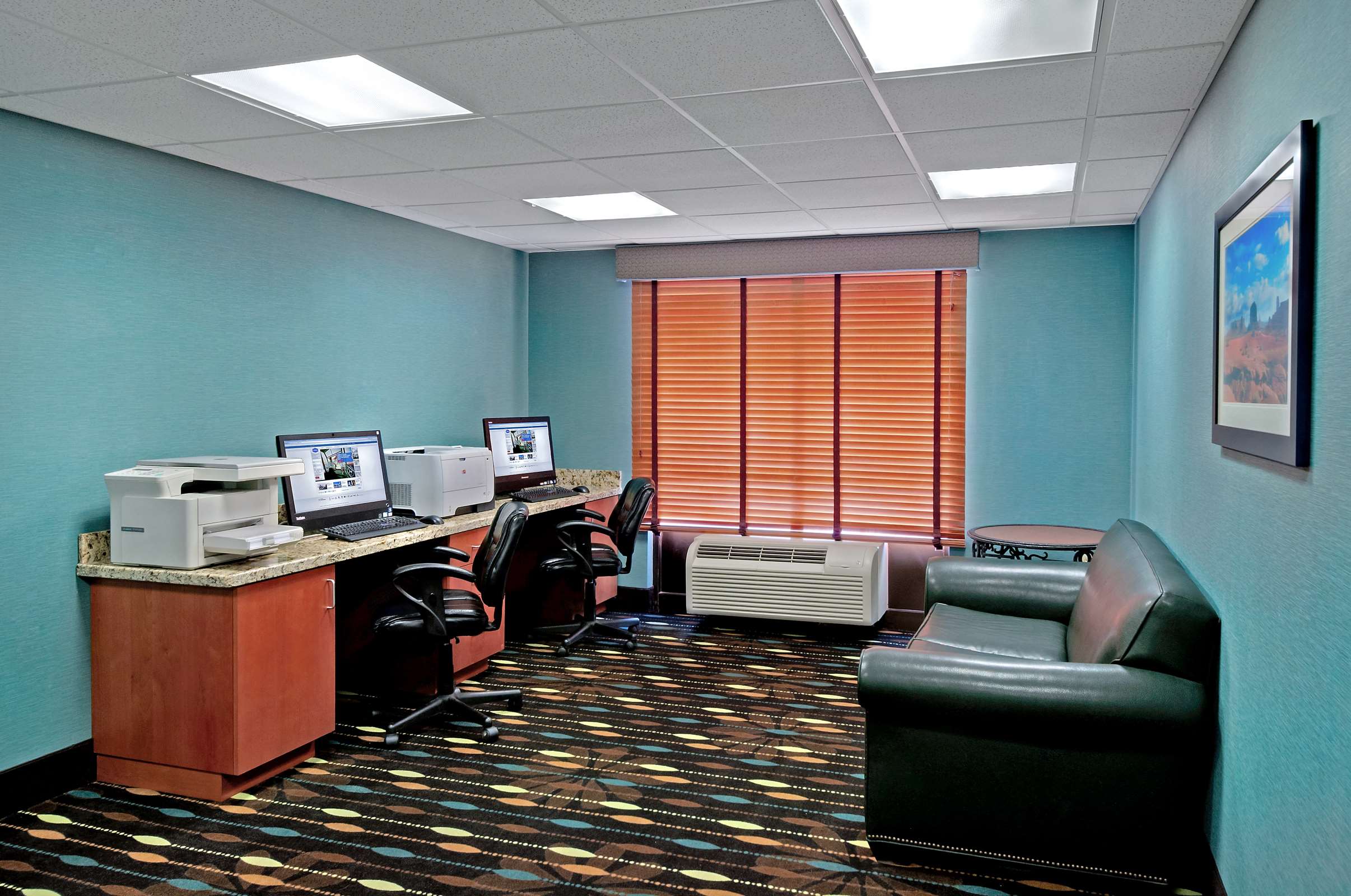 Business Center | Hampton Inn Lake Havasu City