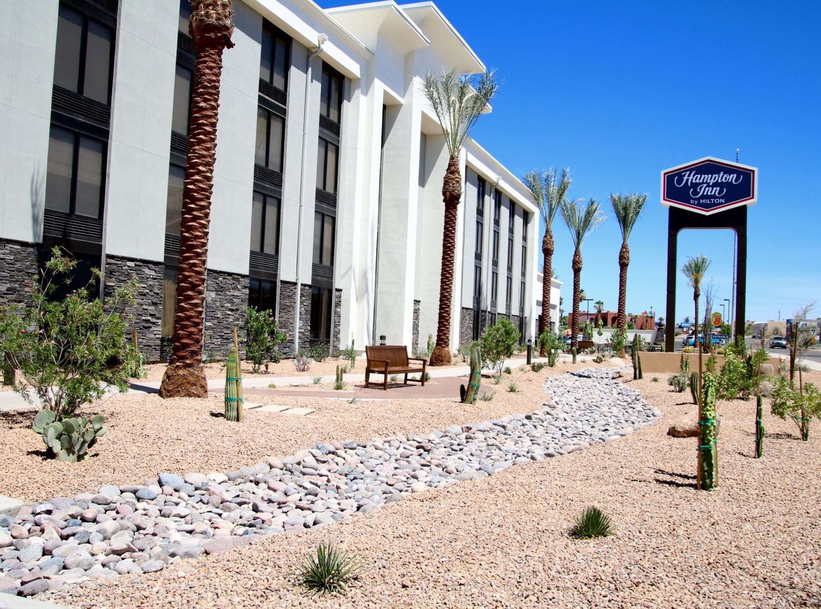Exterior | Hampton Inn Lake Havasu City