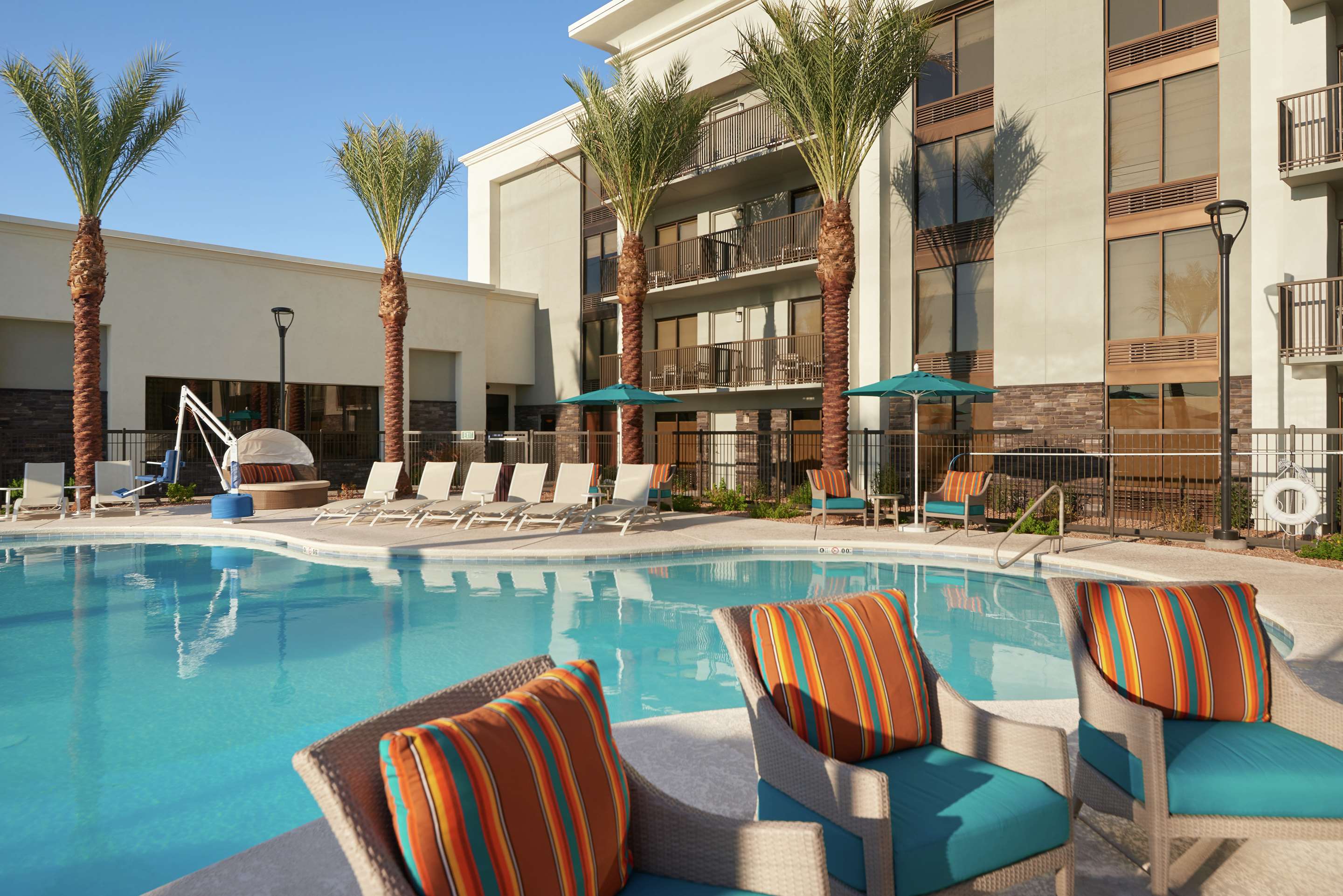 Pool | Hampton Inn Lake Havasu City