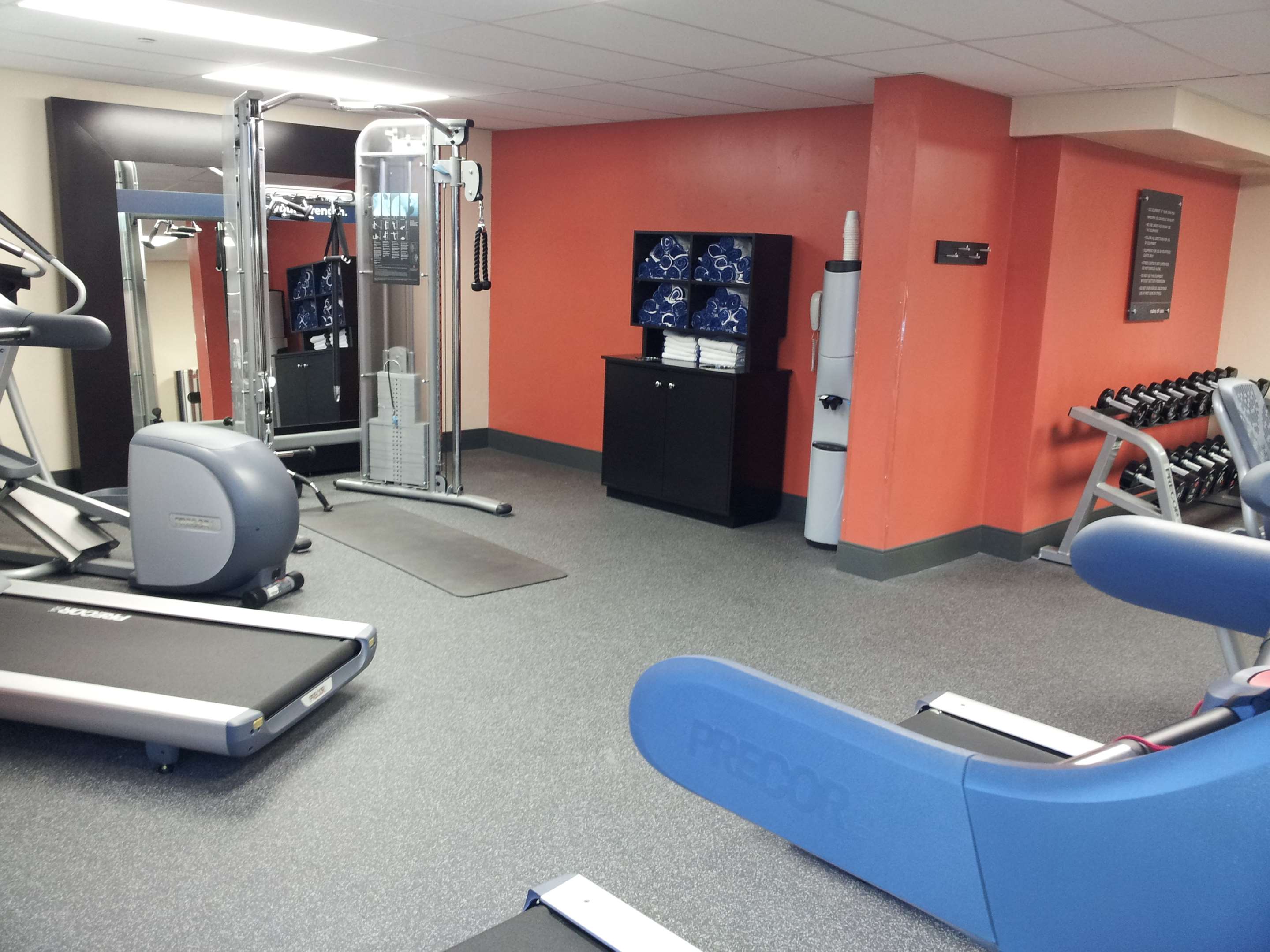 Health club fitness center gym | Hampton Inn Lake Havasu City