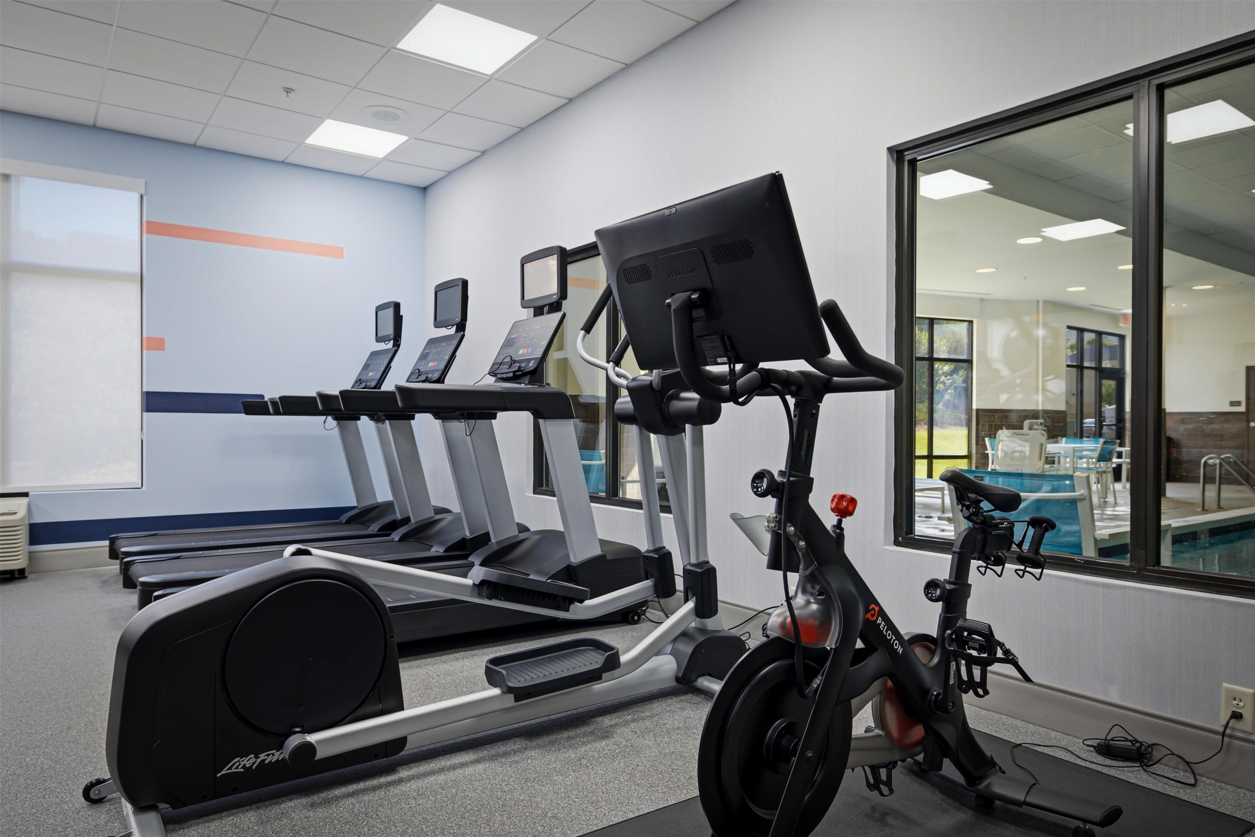 Health club fitness center gym | Hampton Inn Hickory