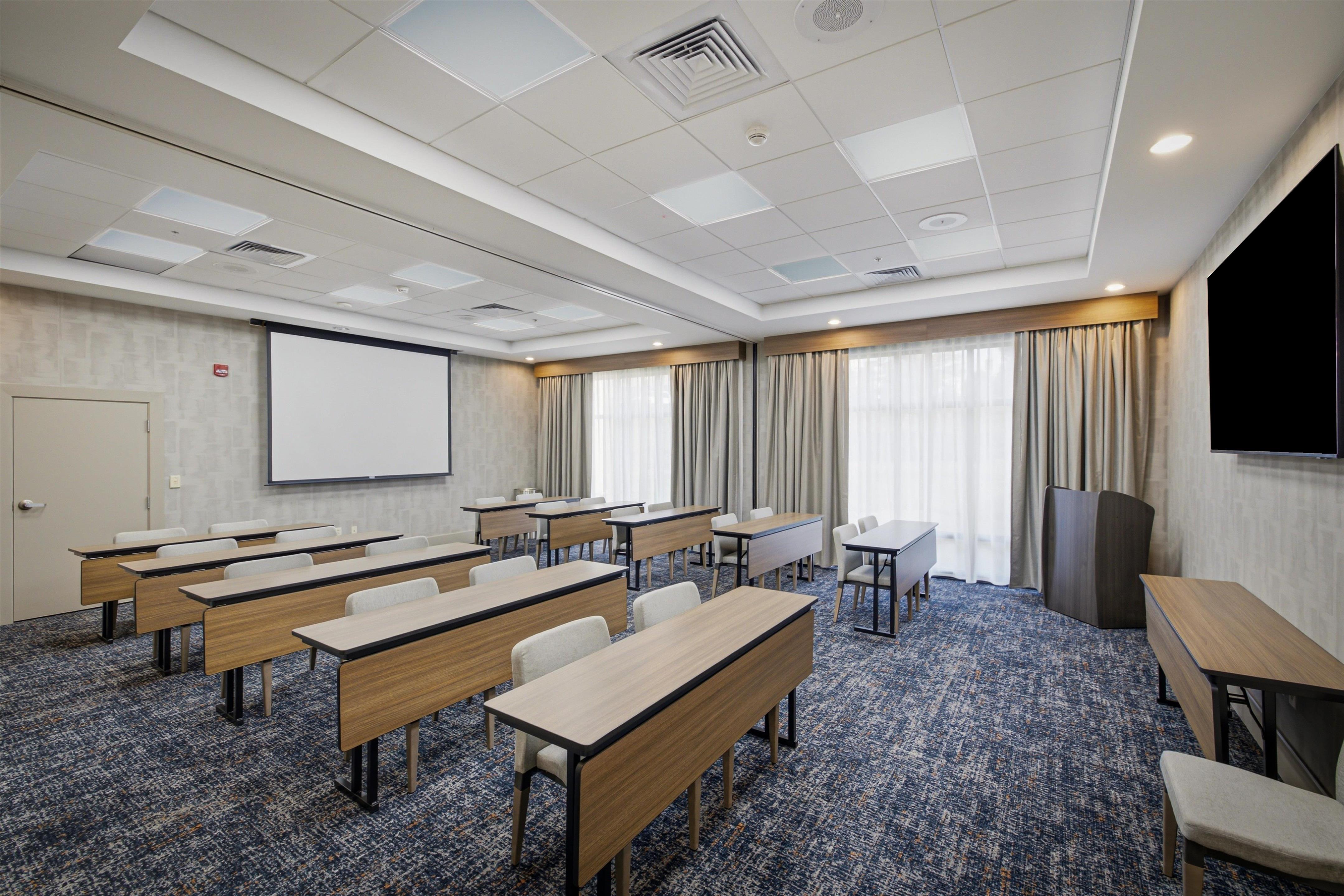 Meeting Room | Hampton Inn Hickory