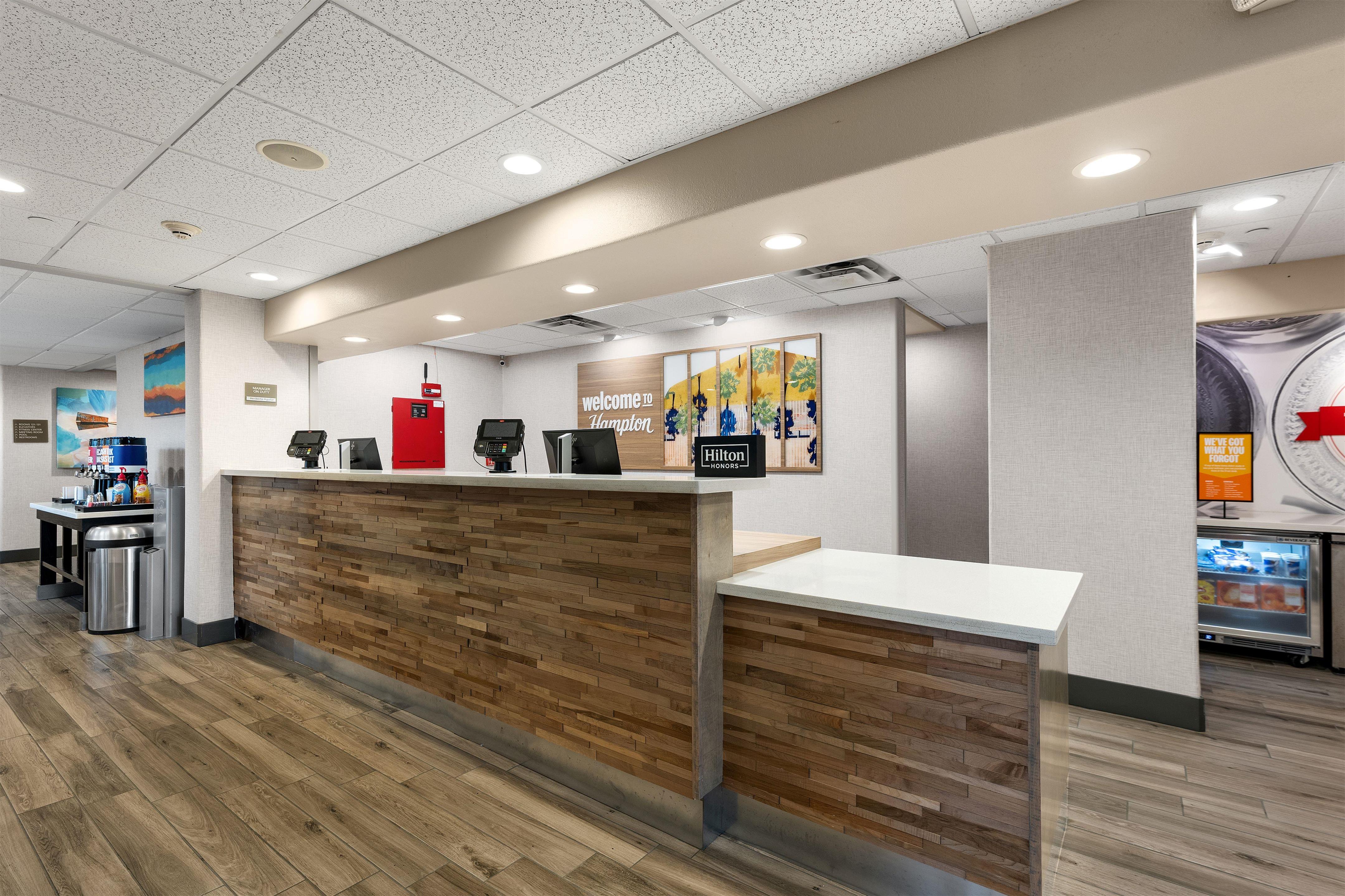 Reception | Hampton Inn & Suites Harlingen