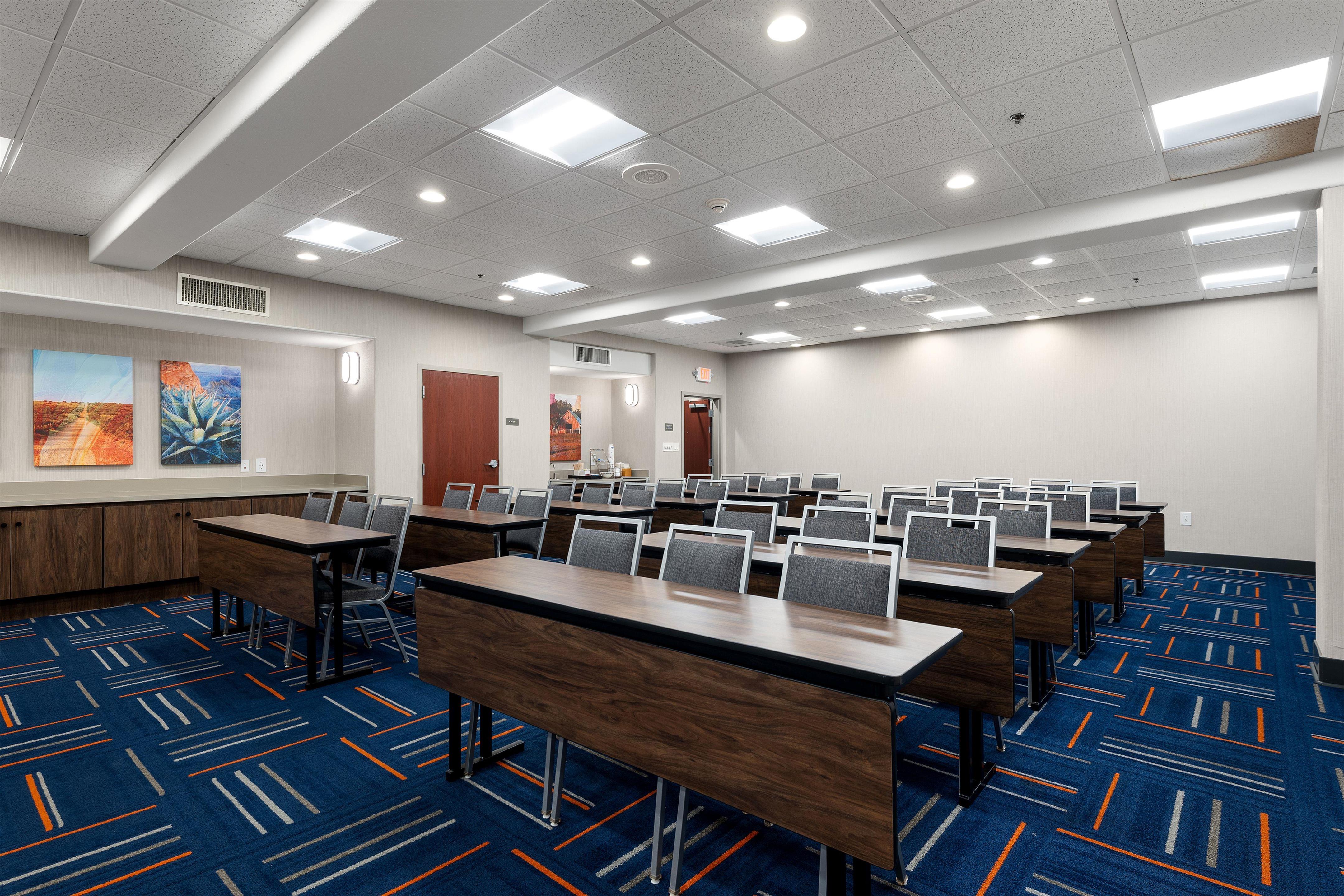 Meeting Room | Hampton Inn & Suites Harlingen