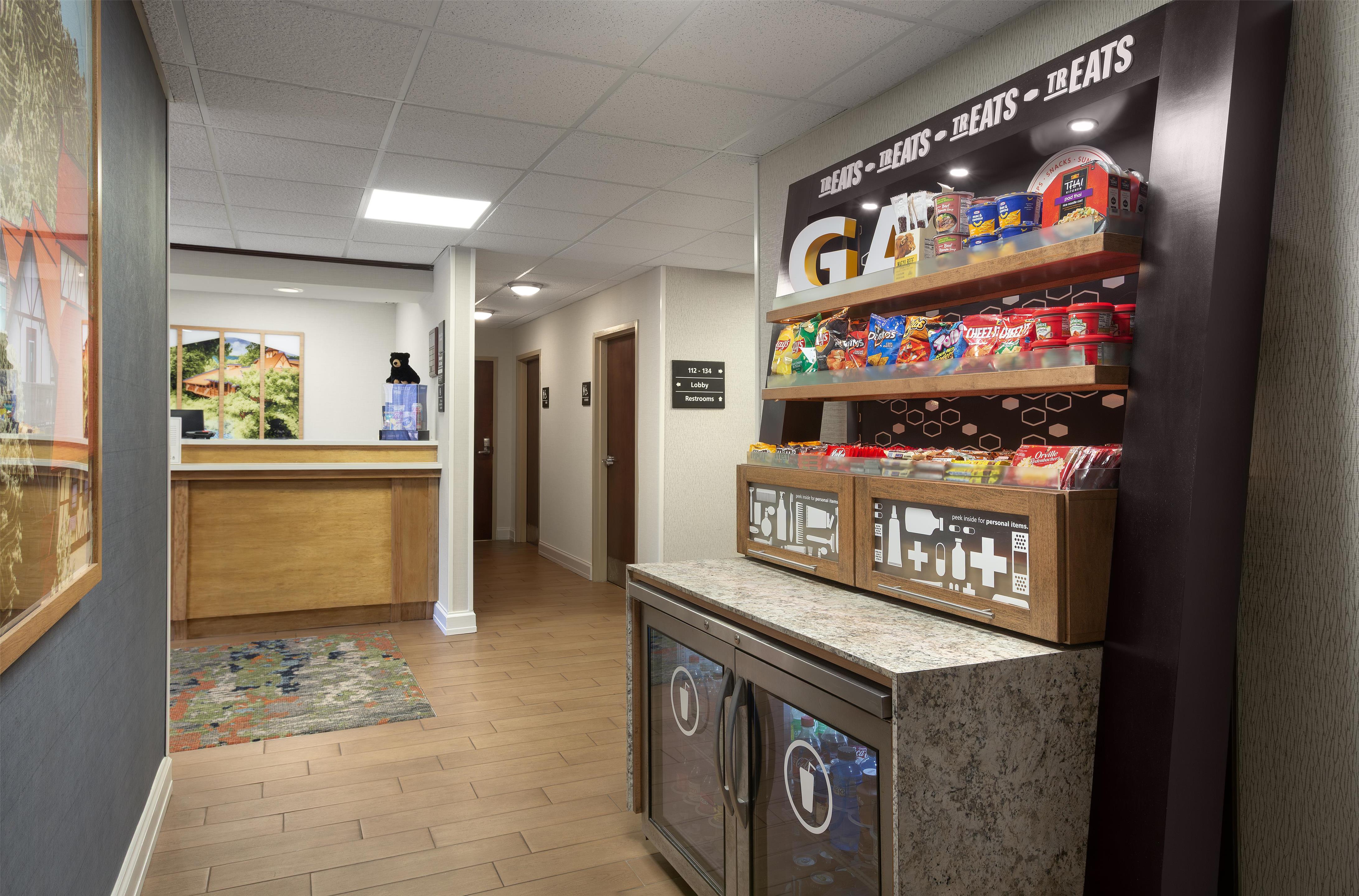 Restaurant | Hampton Inn Helen