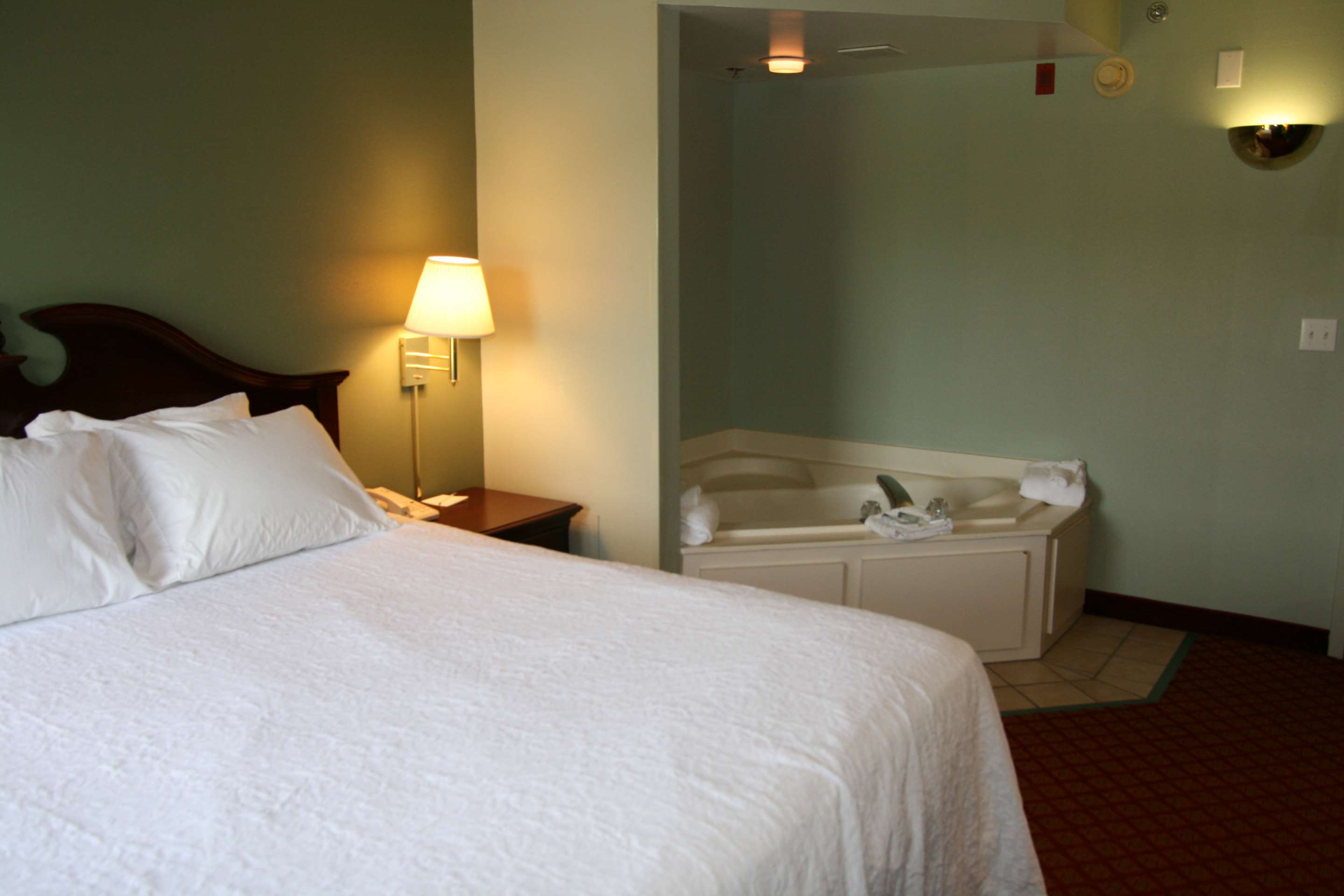 Guest room