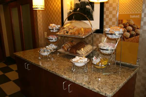 Restaurant - Hampton Inn Hillsville - I-77, Exit 14