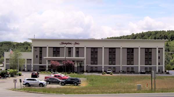 Exterior view - Hampton Inn Hillsville - I-77, Exit 14