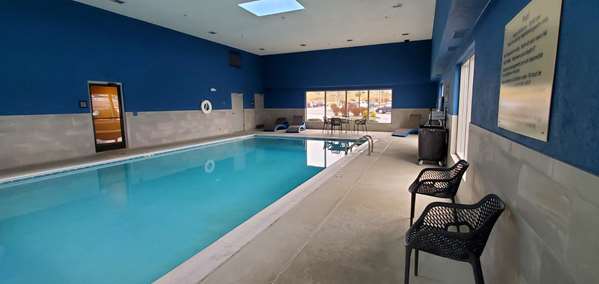 Pool - Hampton Inn Hillsville - I-77, Exit 14