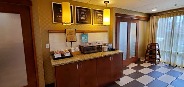 Amenities - Hampton Inn Hillsville - I-77, Exit 14