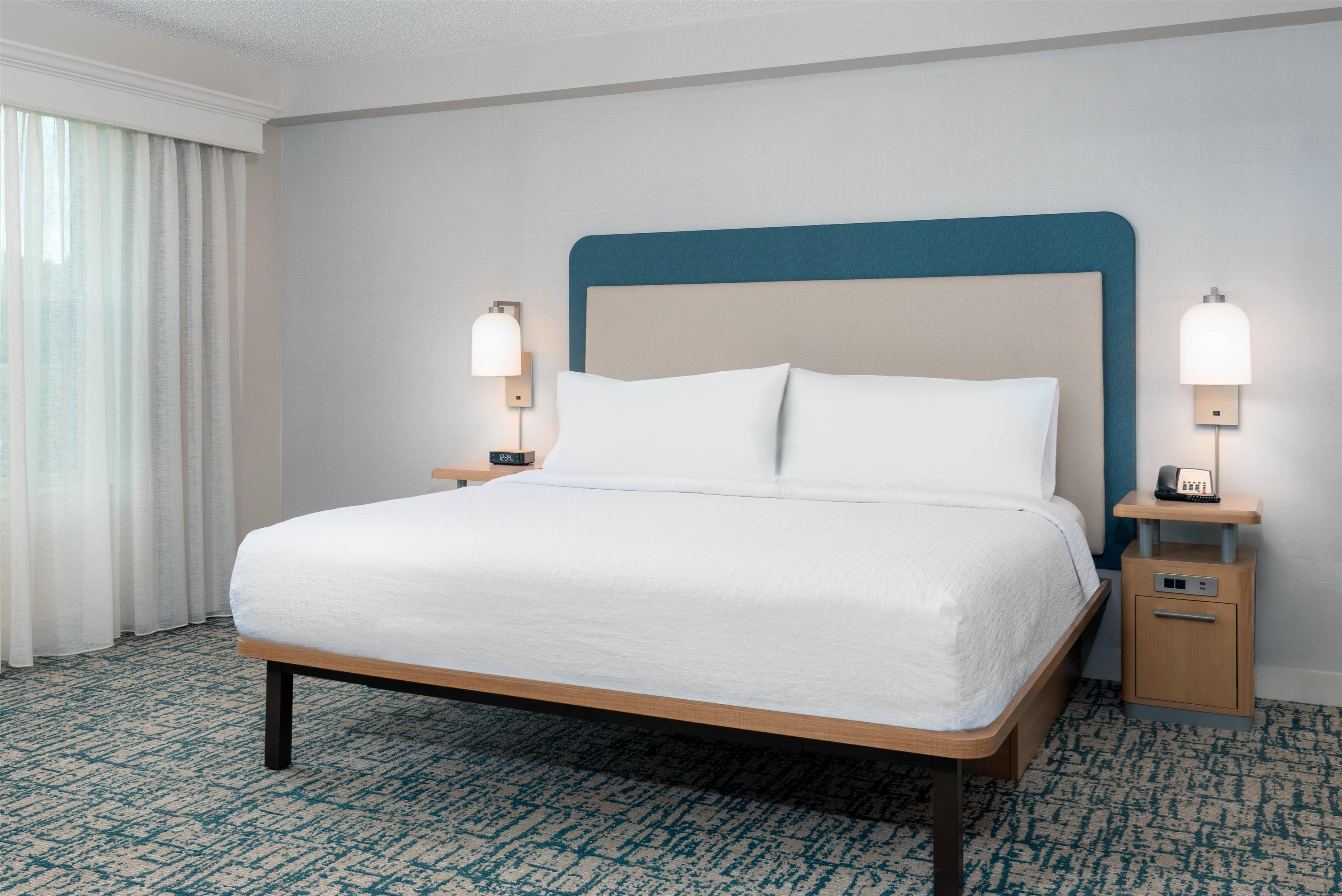 Guest room