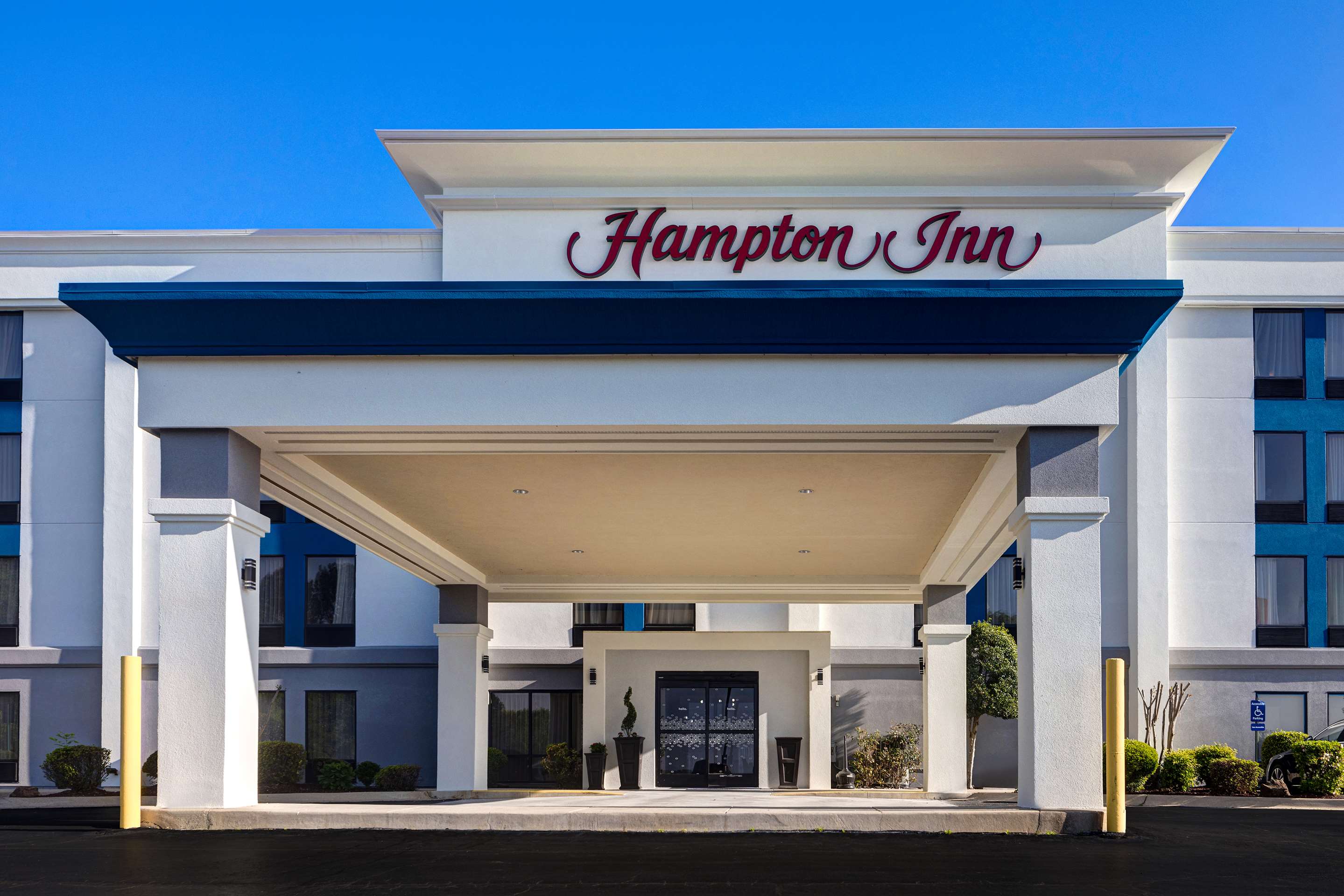 Exterior | Hampton Inn Hot Springs