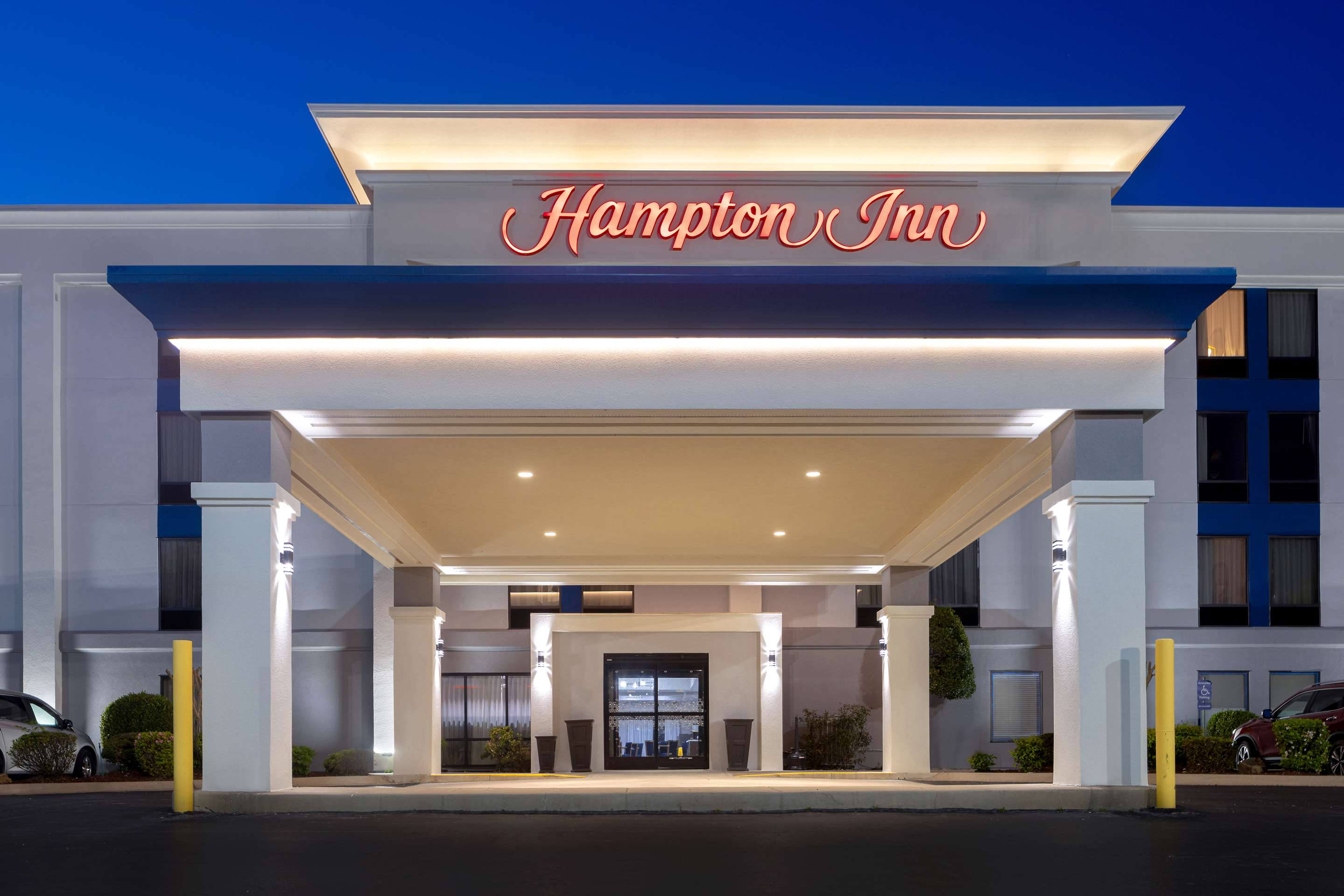 Exterior | Hampton Inn Hot Springs