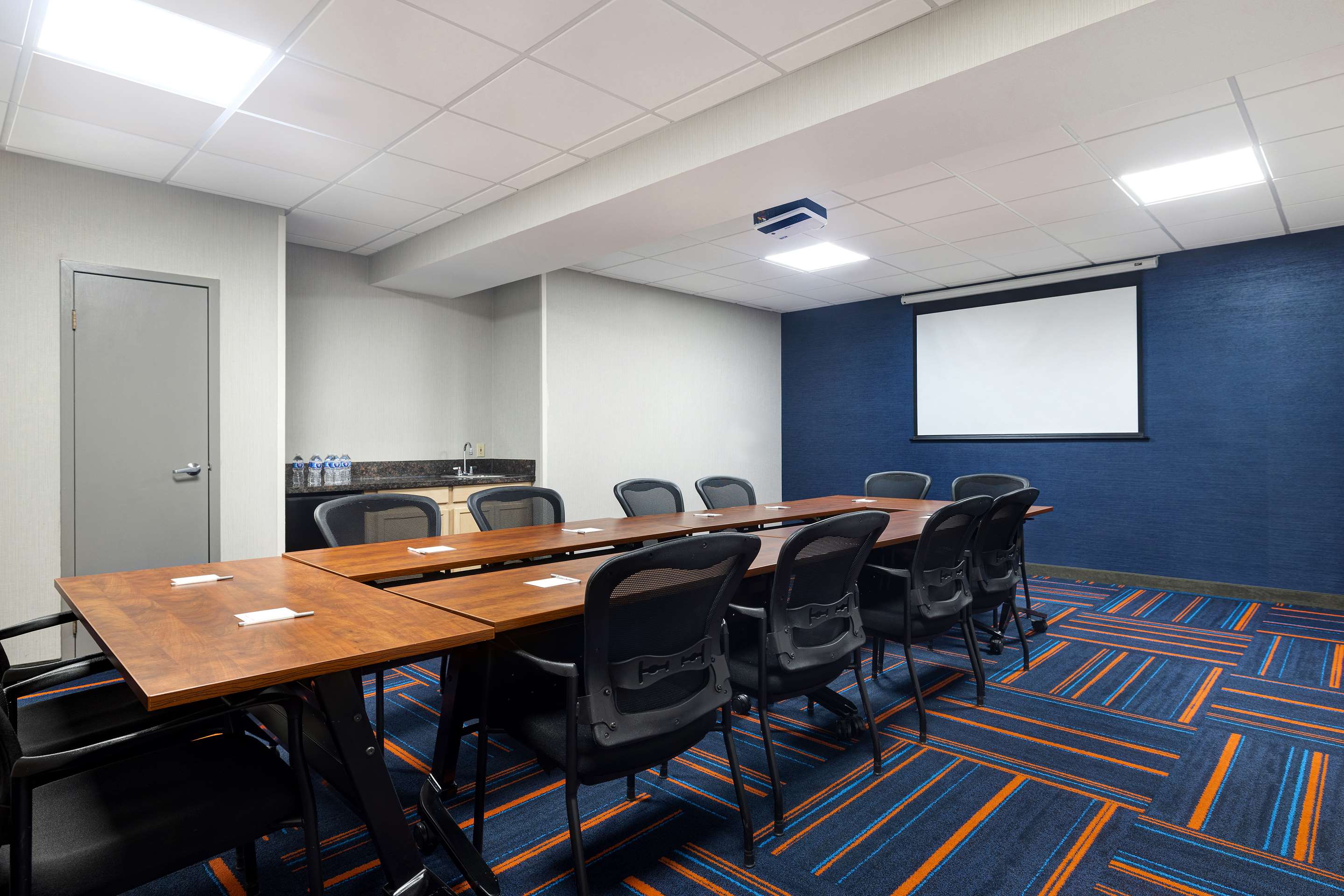 Meeting Room | Hampton Inn Hot Springs