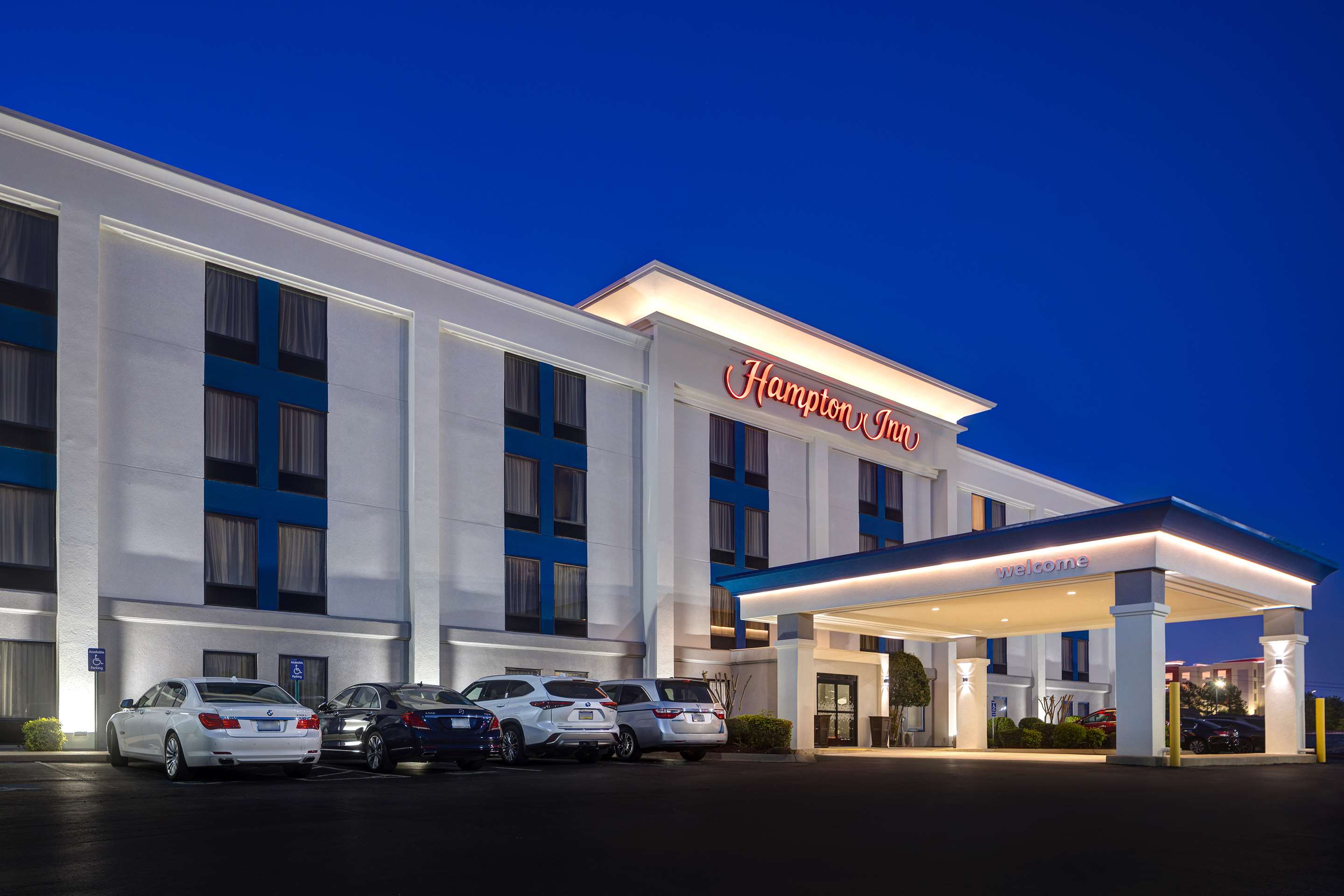 Exterior | Hampton Inn Hot Springs
