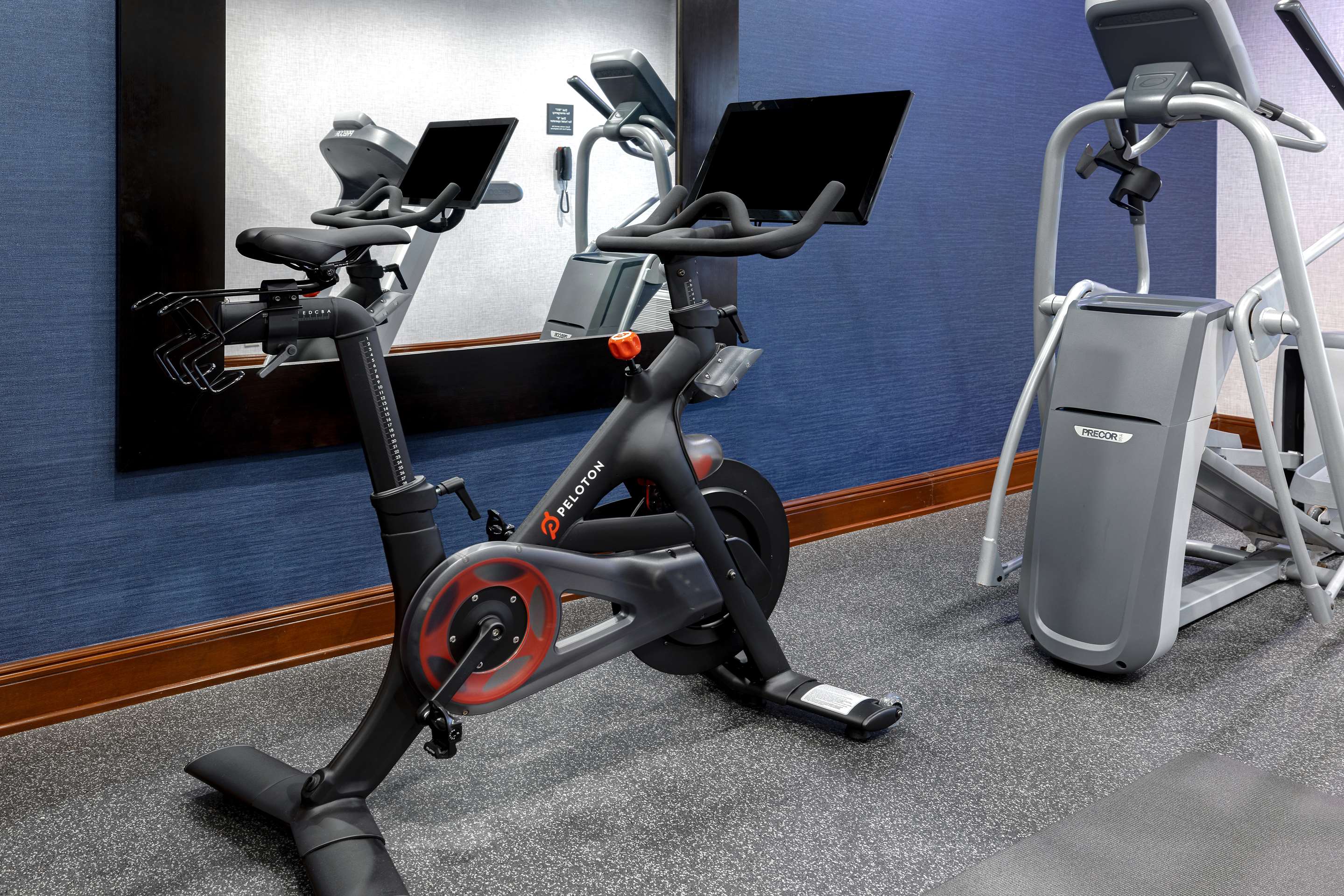 Health club fitness center gym | Hampton Inn Hot Springs