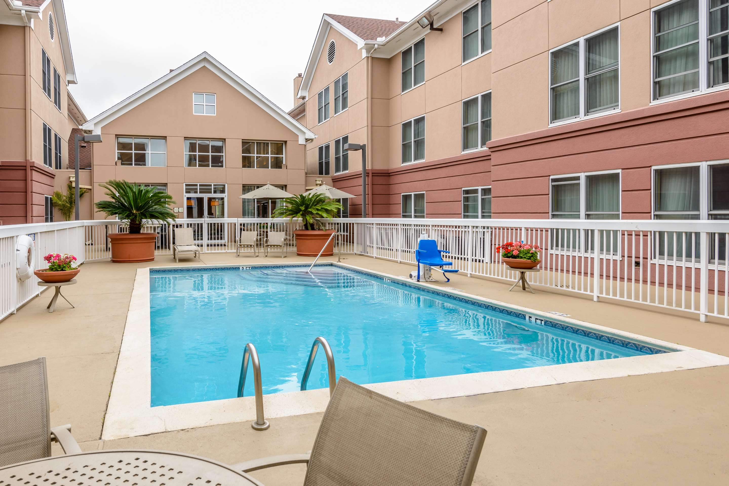 Pool | Homewood Suites by Hilton Houston Clear Lake NASA