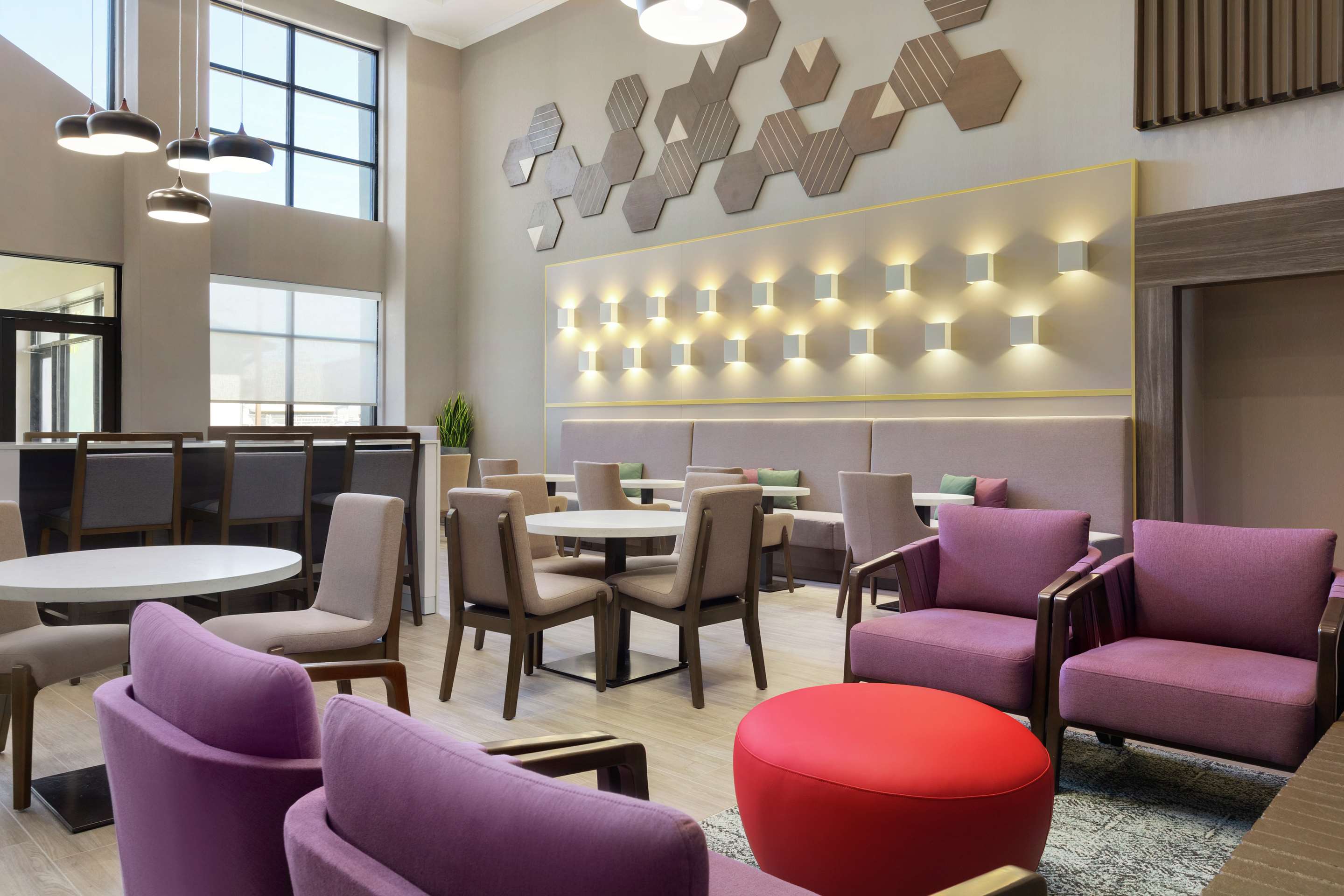 Lobby | Hampton Inn & Suites Houston-Cypress Station