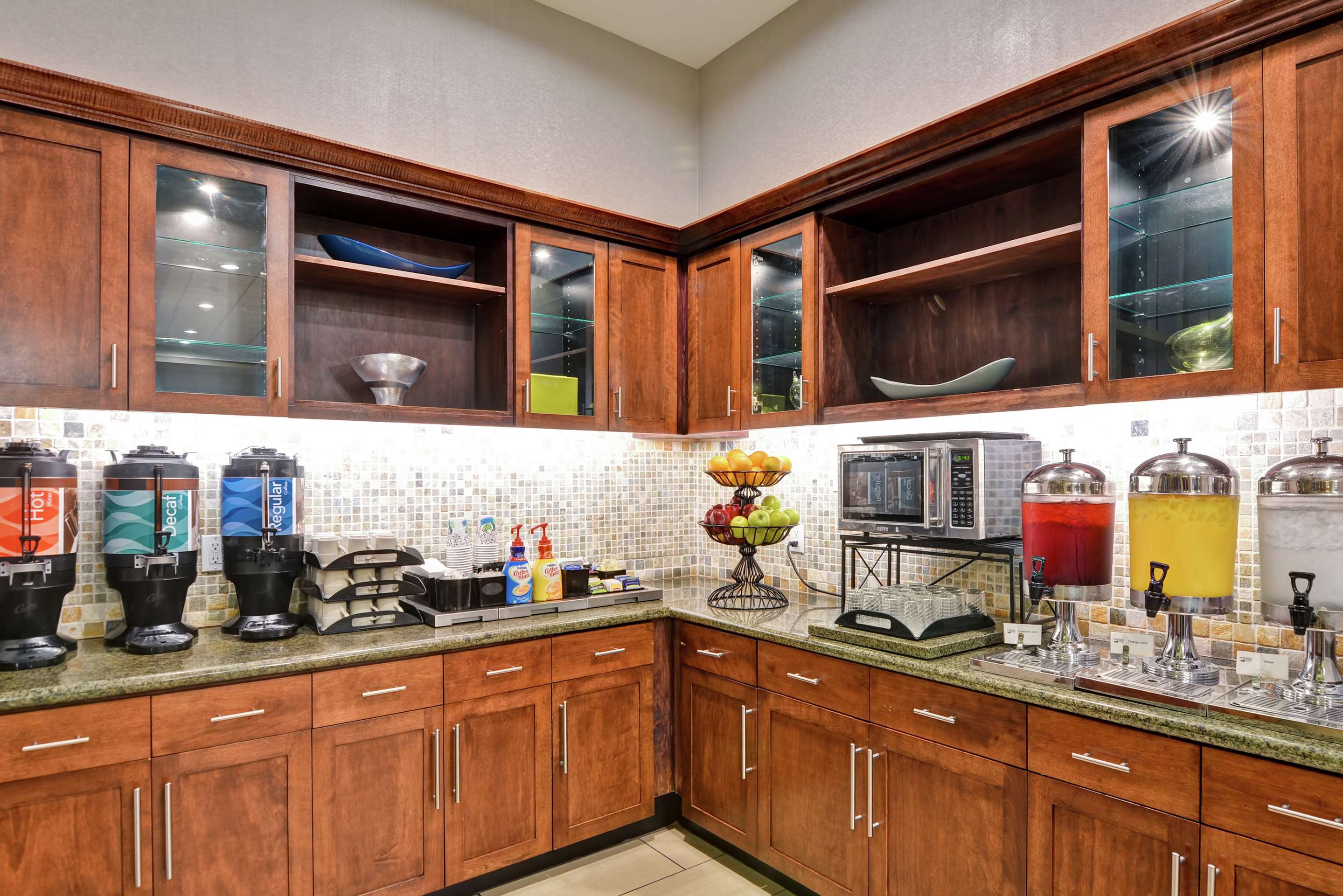 Breakfast Area | Homewood Suites by Hilton Houston Near the Galleria