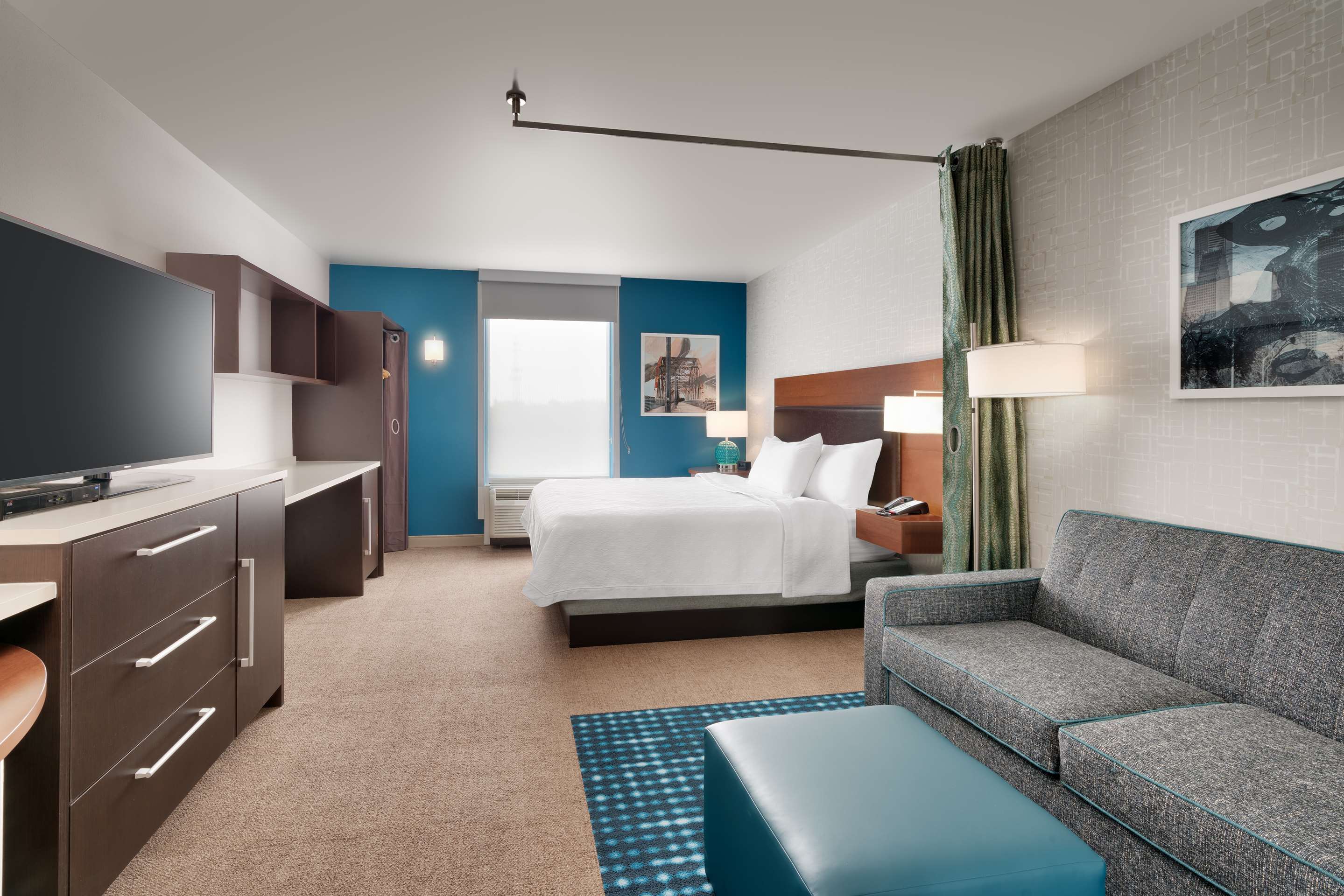 Guest room