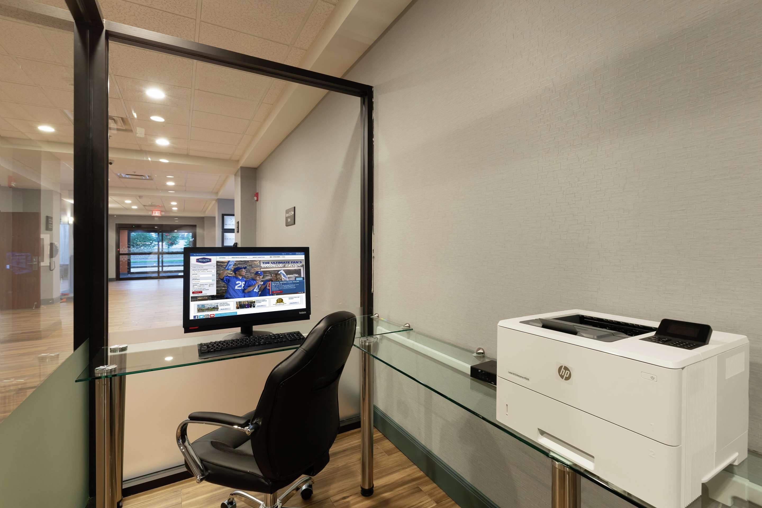 Business Center | Hampton Inn Houston/Humble-Airport Area, TX