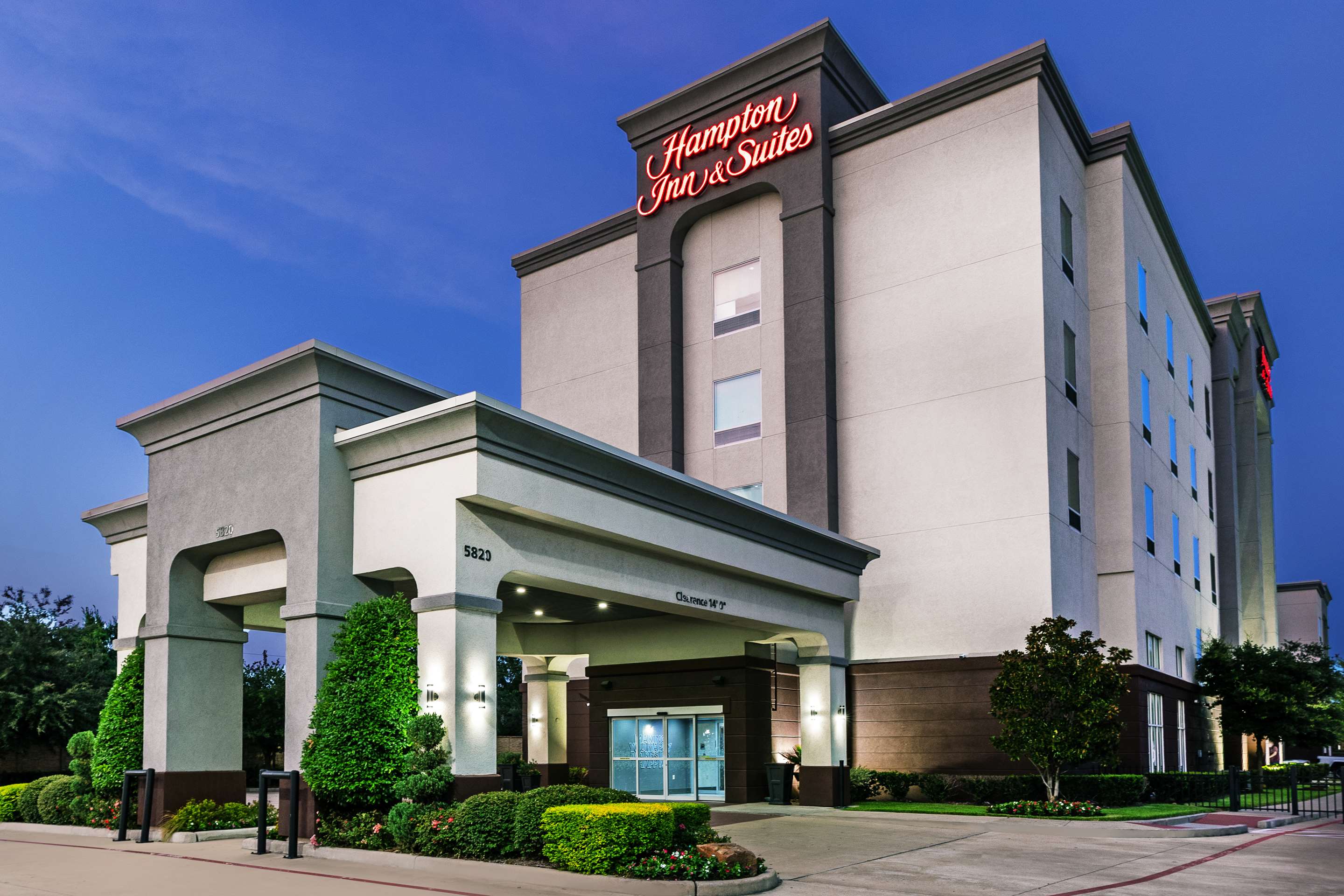 Exterior | Hampton Inn & Suites Houston Heights I-10