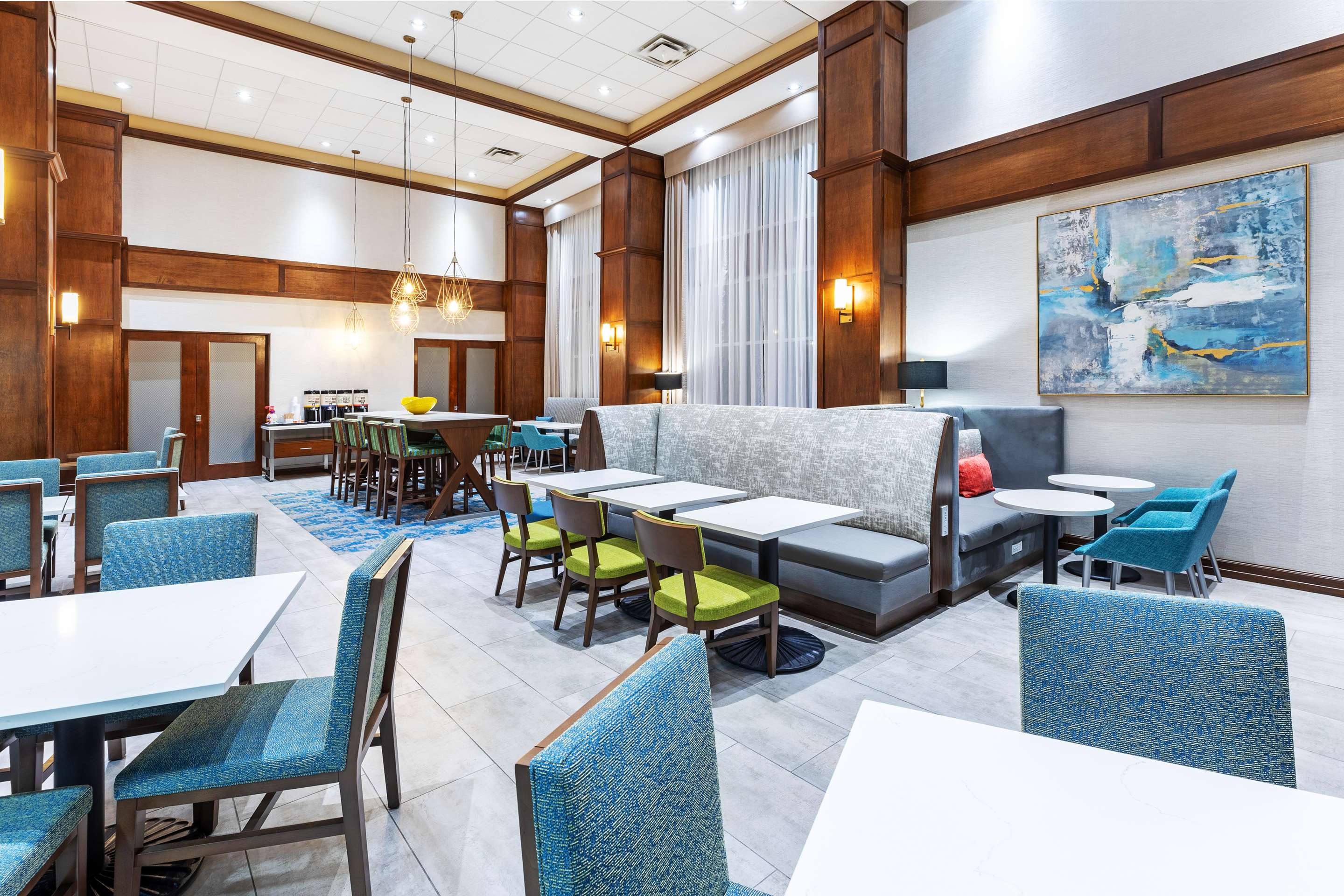 Lobby | Hampton Inn & Suites Houston Heights I-10