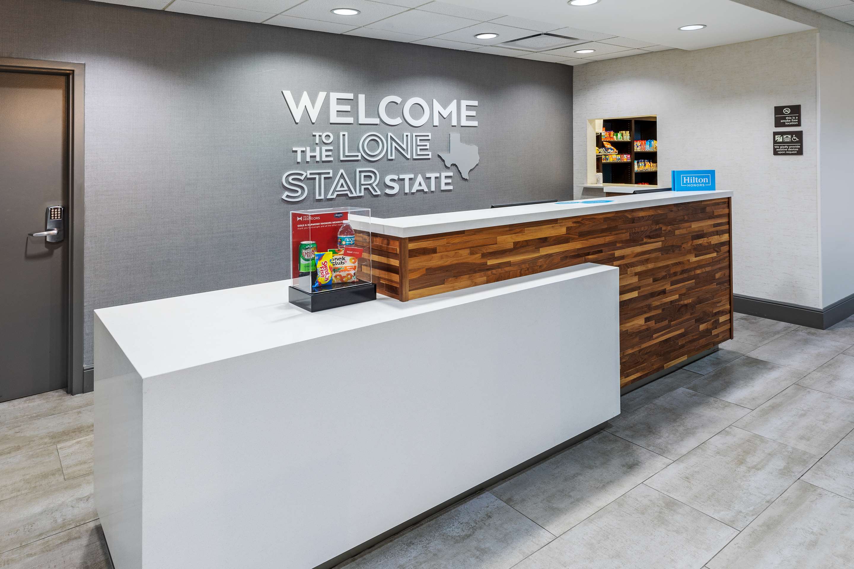 Reception | Hampton Inn & Suites Houston Heights I-10