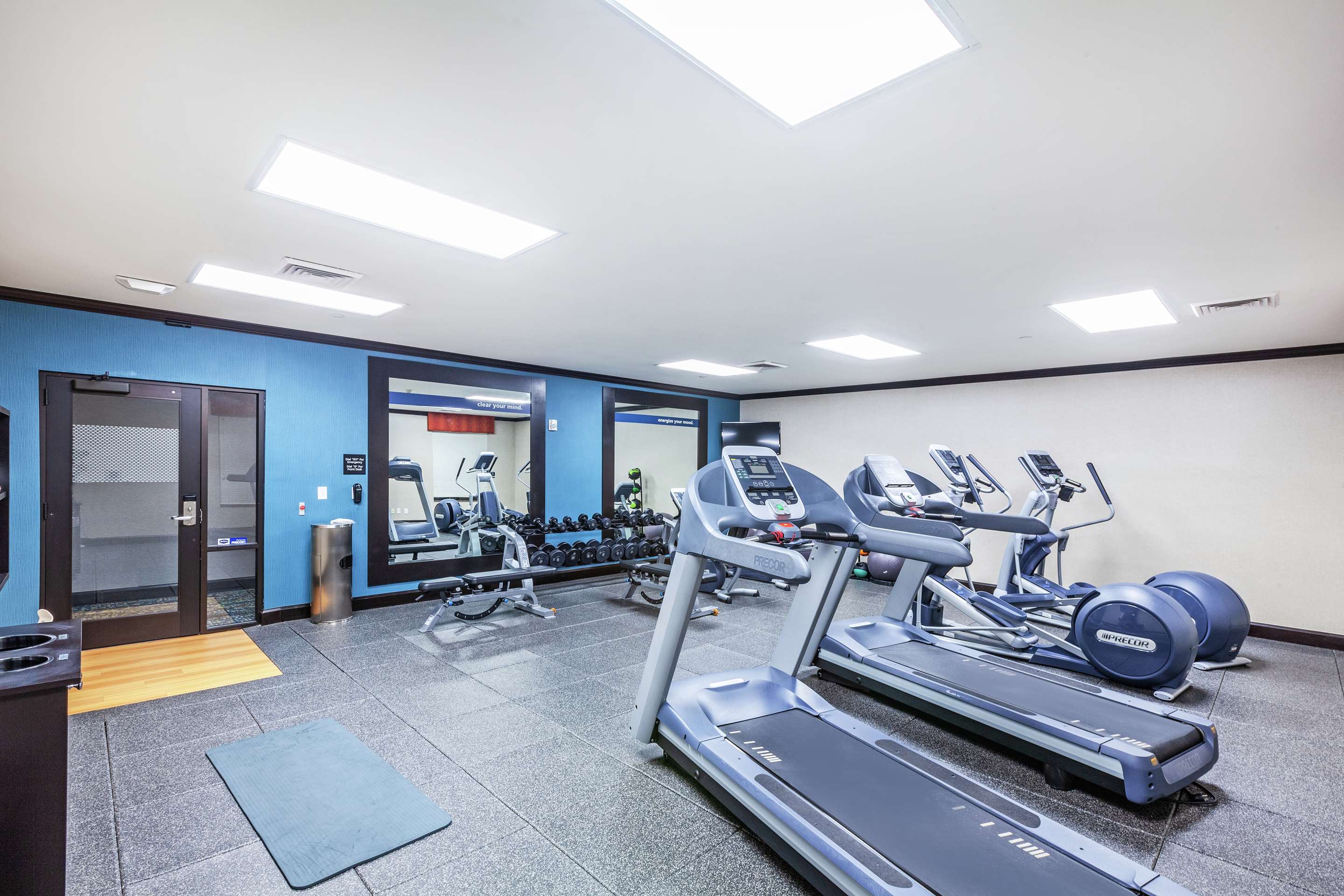 Health club fitness center gym | Hampton Inn & Suites Houston/League City, TX