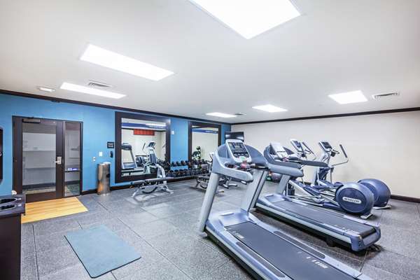 Fitness/ Exercise Room - Hampton Inn & Suites League City