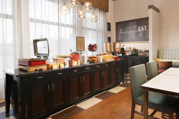 Amenities - Hampton Inn & Suites Medical Center Houston