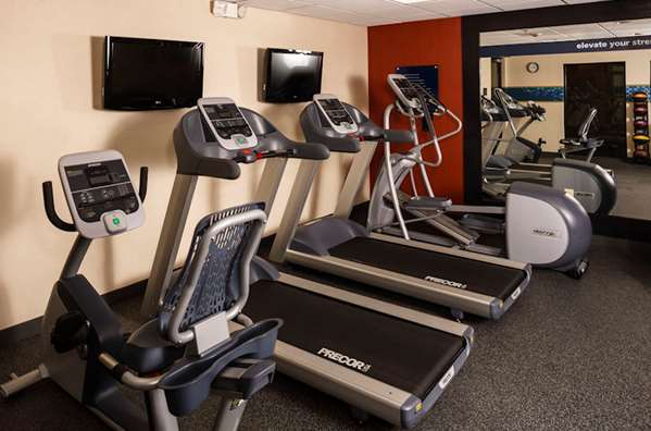 Fitness/ Exercise Room - Hampton Inn & Suites Medical Center Houston