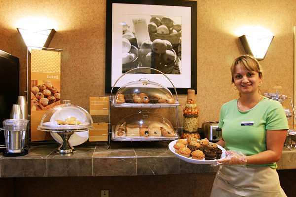 Restaurant - Hampton Inn Brookhollow Houston