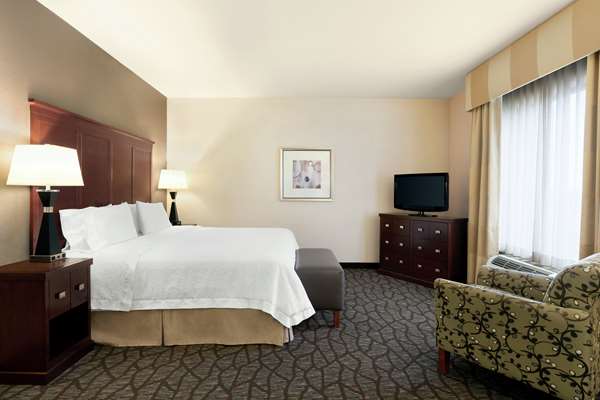  - Hampton Inn & Suites Pasadena