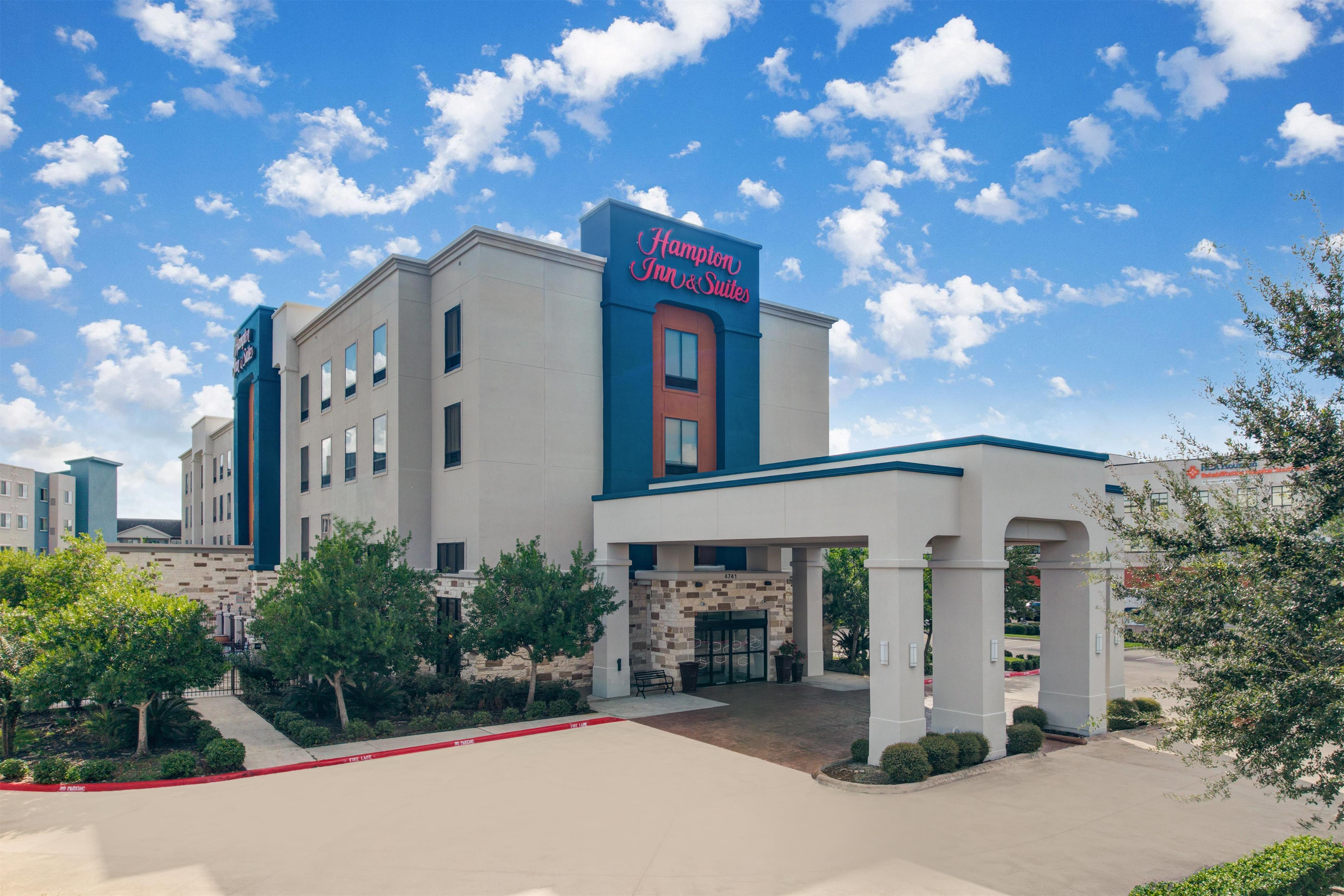 Exterior | Hampton Inn & Suites Houston/Pasadena